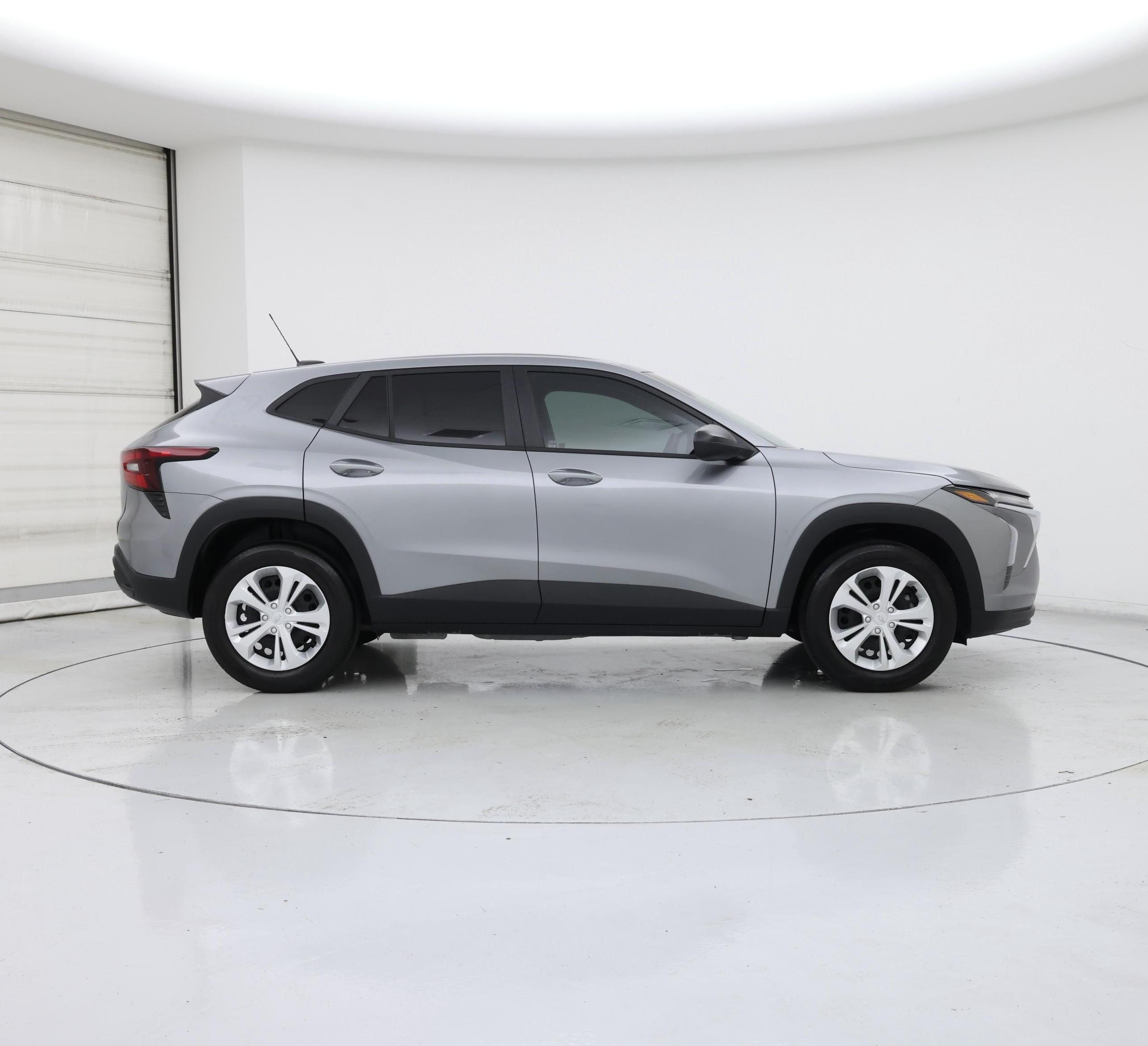 Thumbnail: 2025 Chevrolet Trax - 7