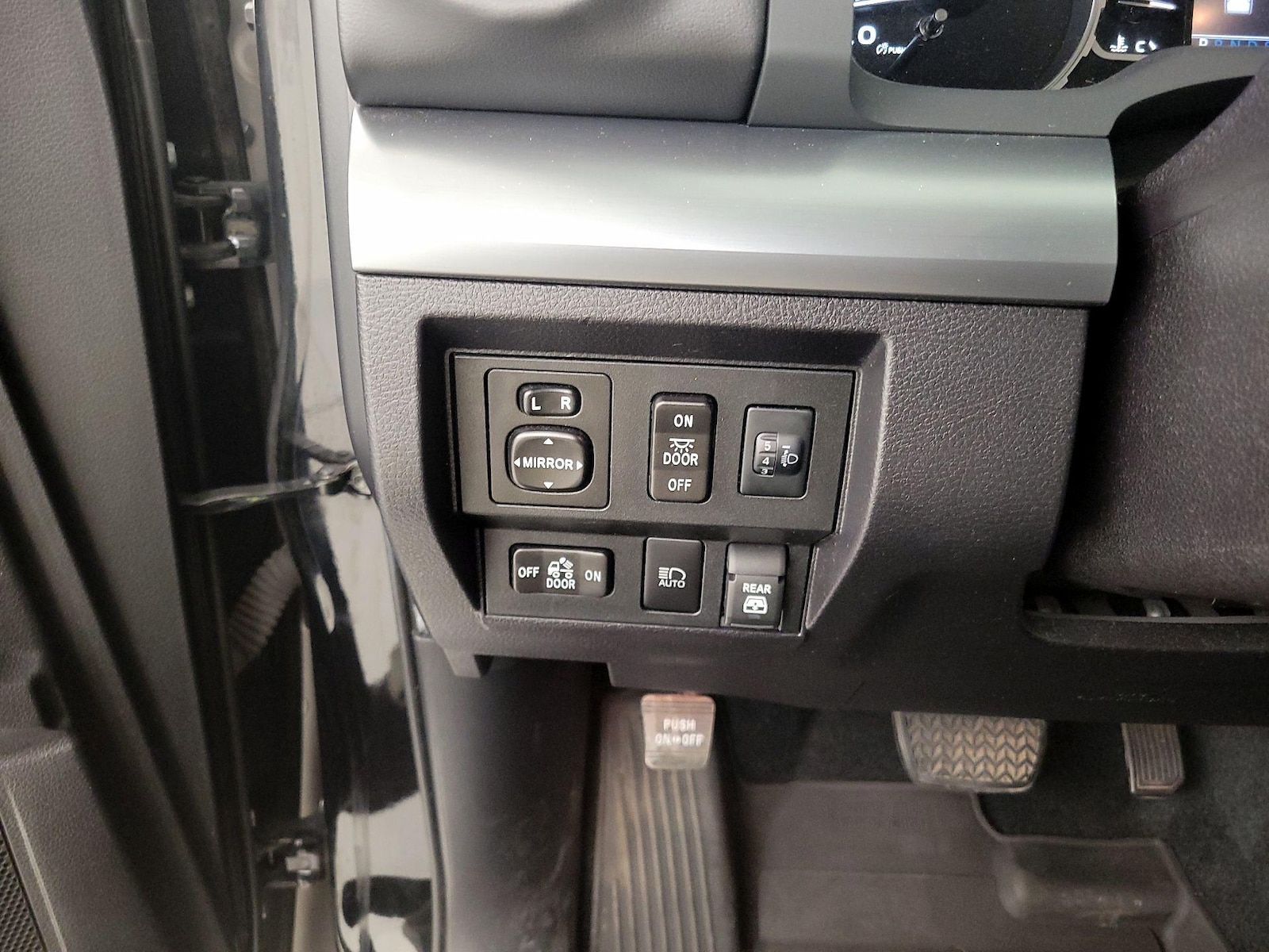 2021 Toyota Tundra TRD Pro - Photo 14
