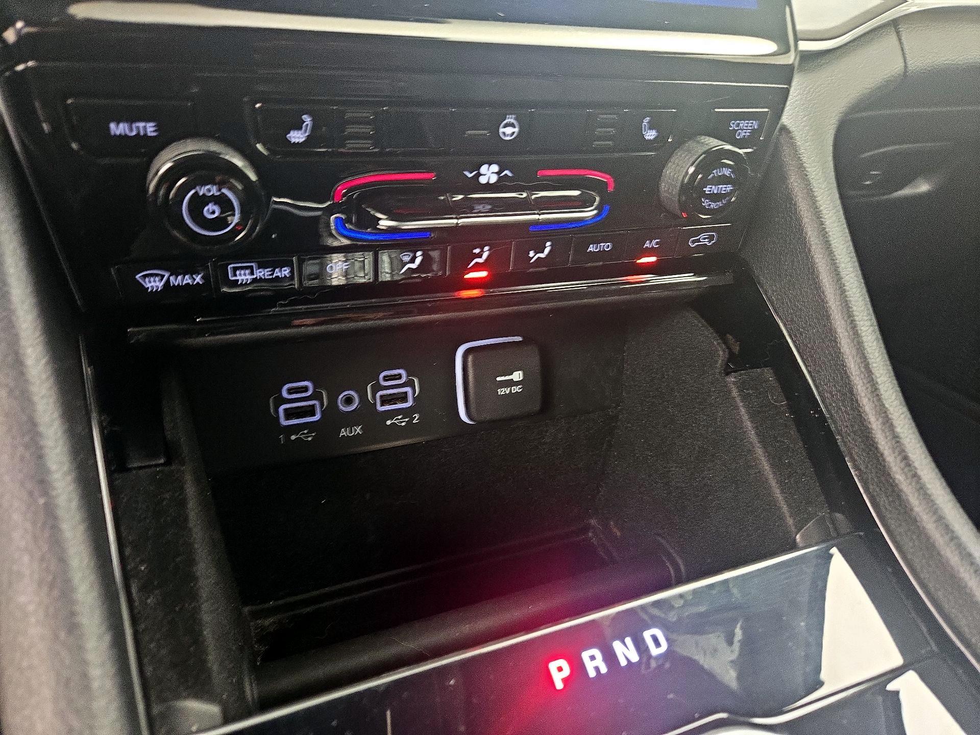 Thumbnail: 2023 Jeep Grand Cherokee - 17