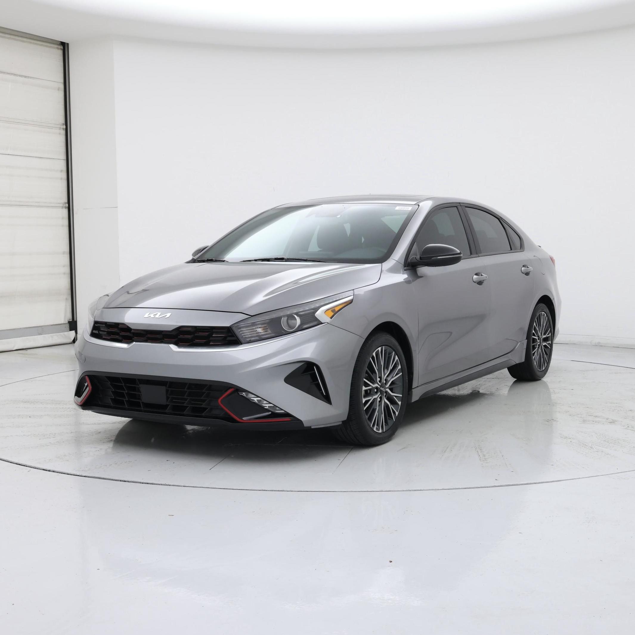 Thumbnail: 2024 Kia Forte - 4