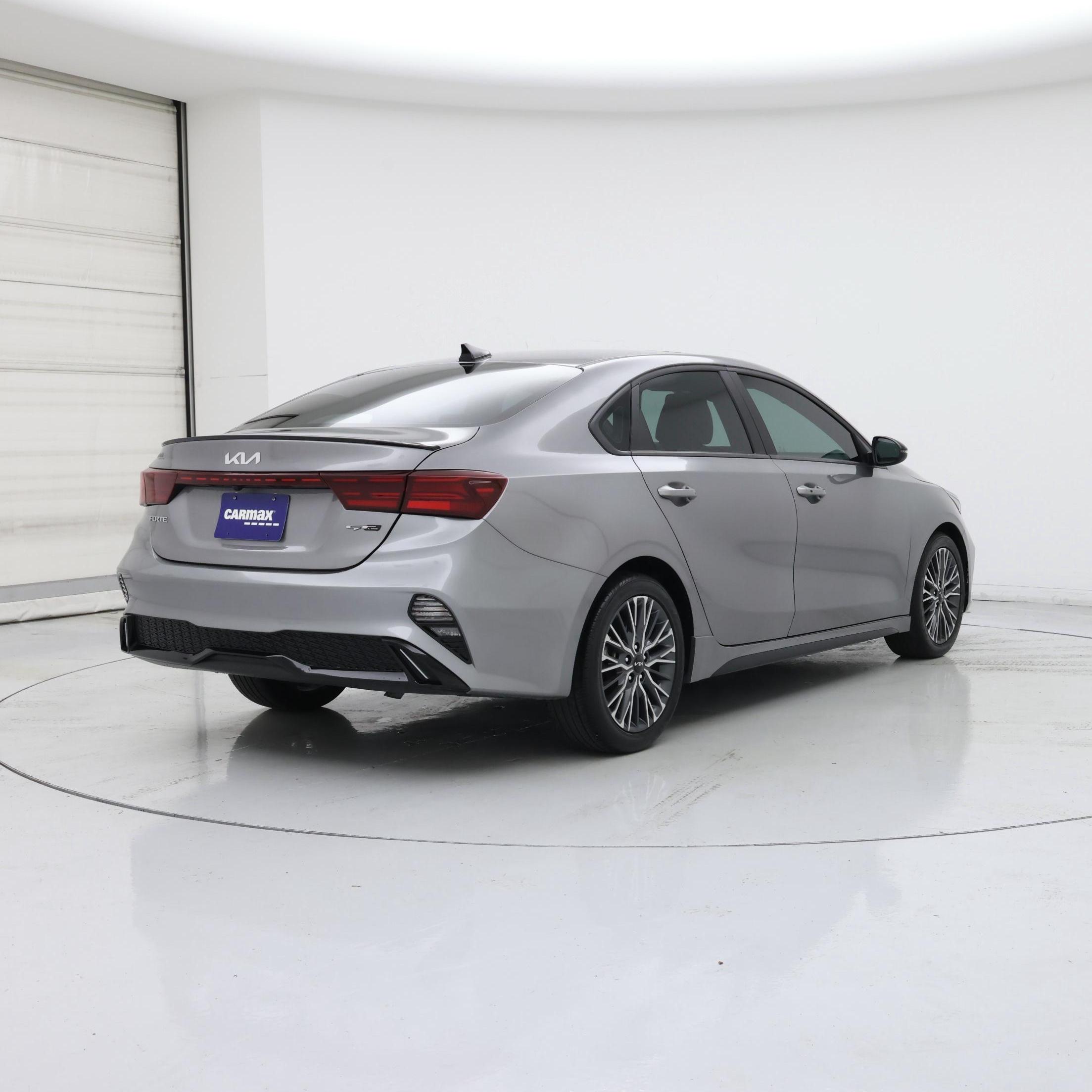 Thumbnail: 2024 Kia Forte - 8