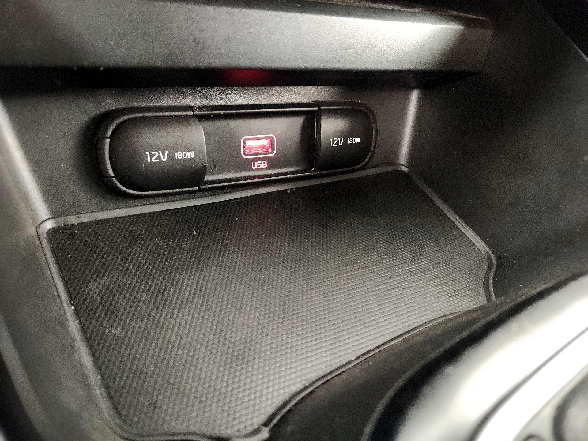 Thumbnail: 2022 Kia Soul - 18
