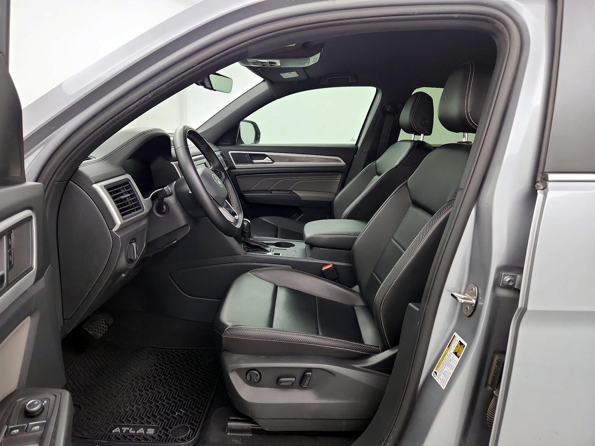 Thumbnail: 2022 Volkswagen Atlas - 11