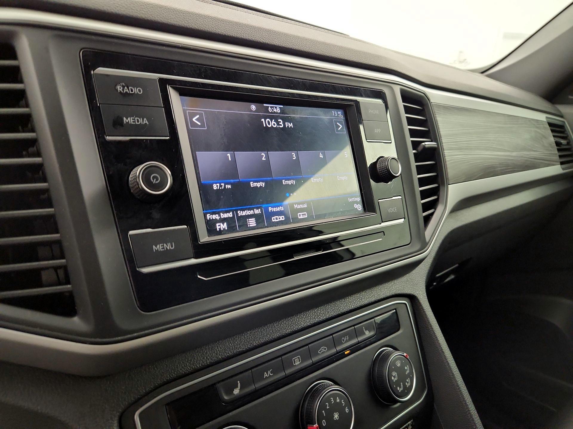 Thumbnail: 2022 Volkswagen Atlas - 15