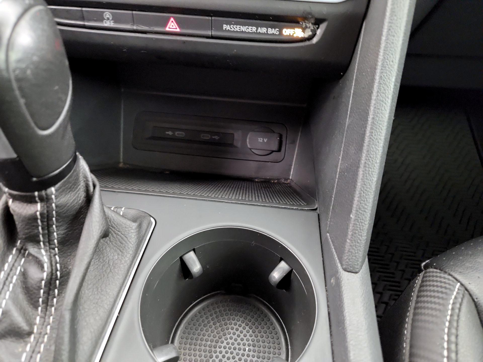 Thumbnail: 2022 Volkswagen Atlas - 18