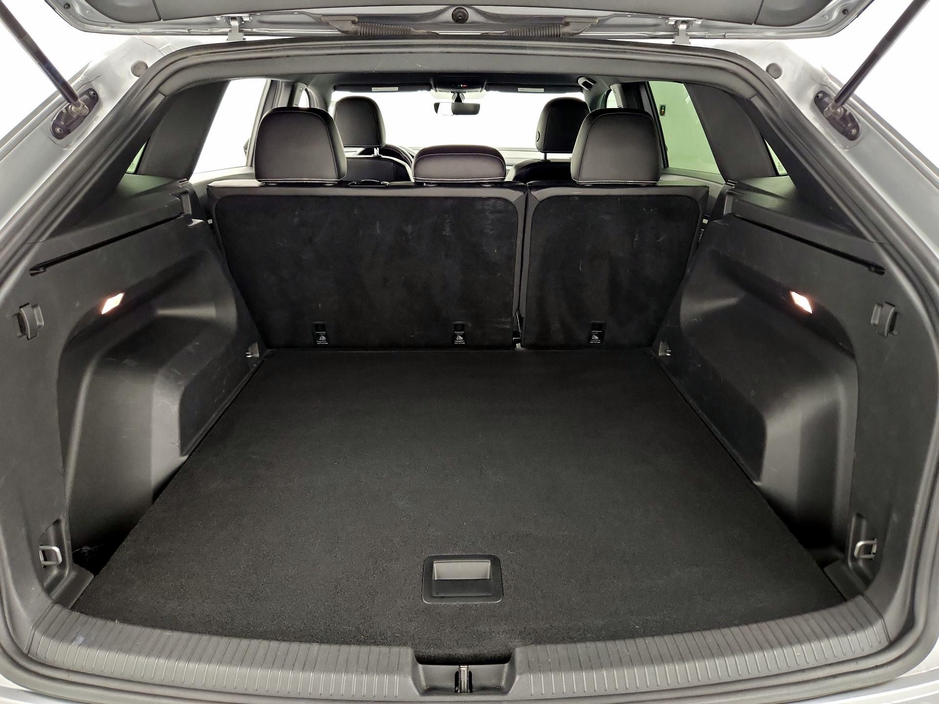 Thumbnail: 2022 Volkswagen Atlas - 20