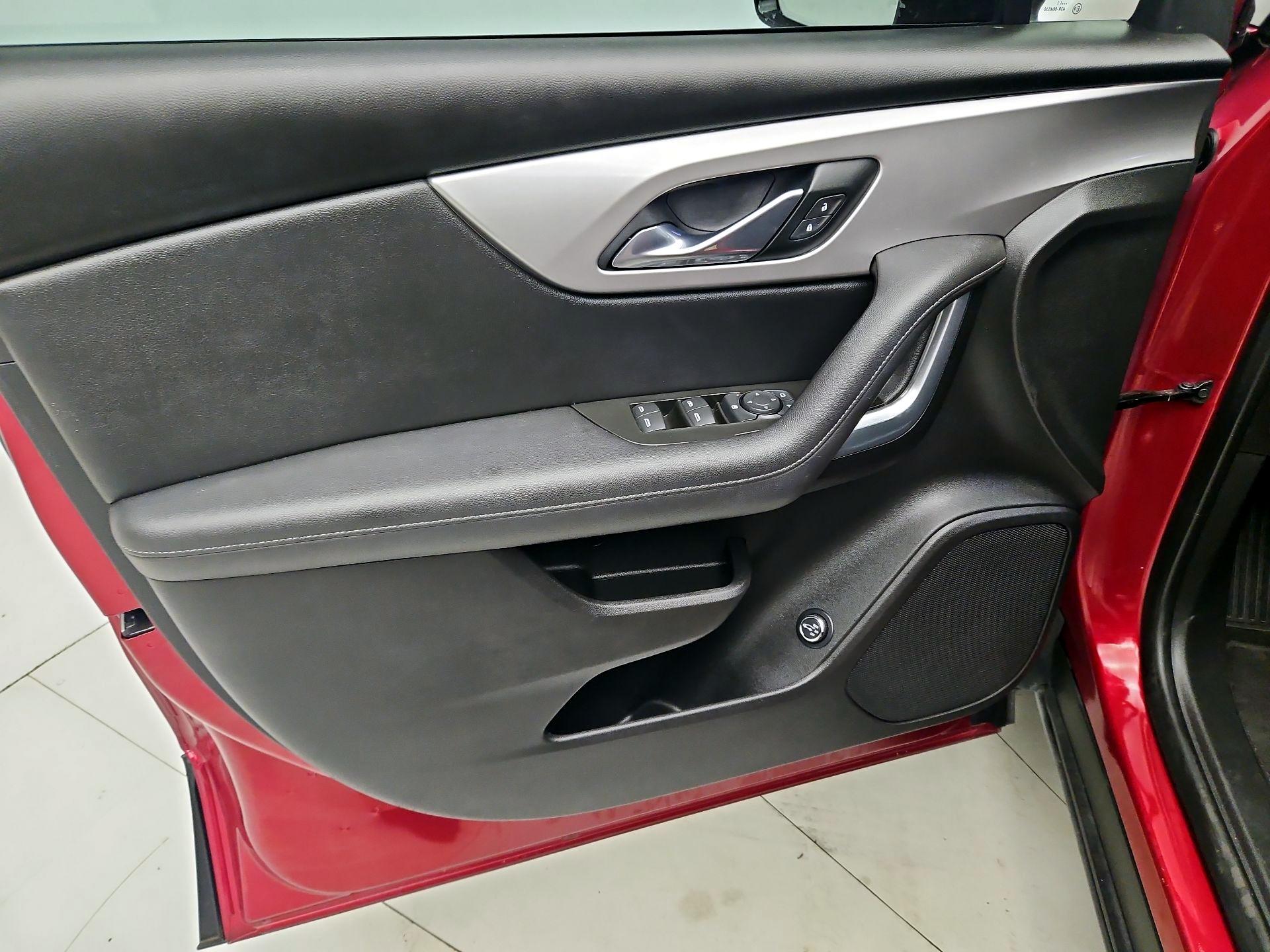 Thumbnail: 2021 Chevrolet Blazer - 12