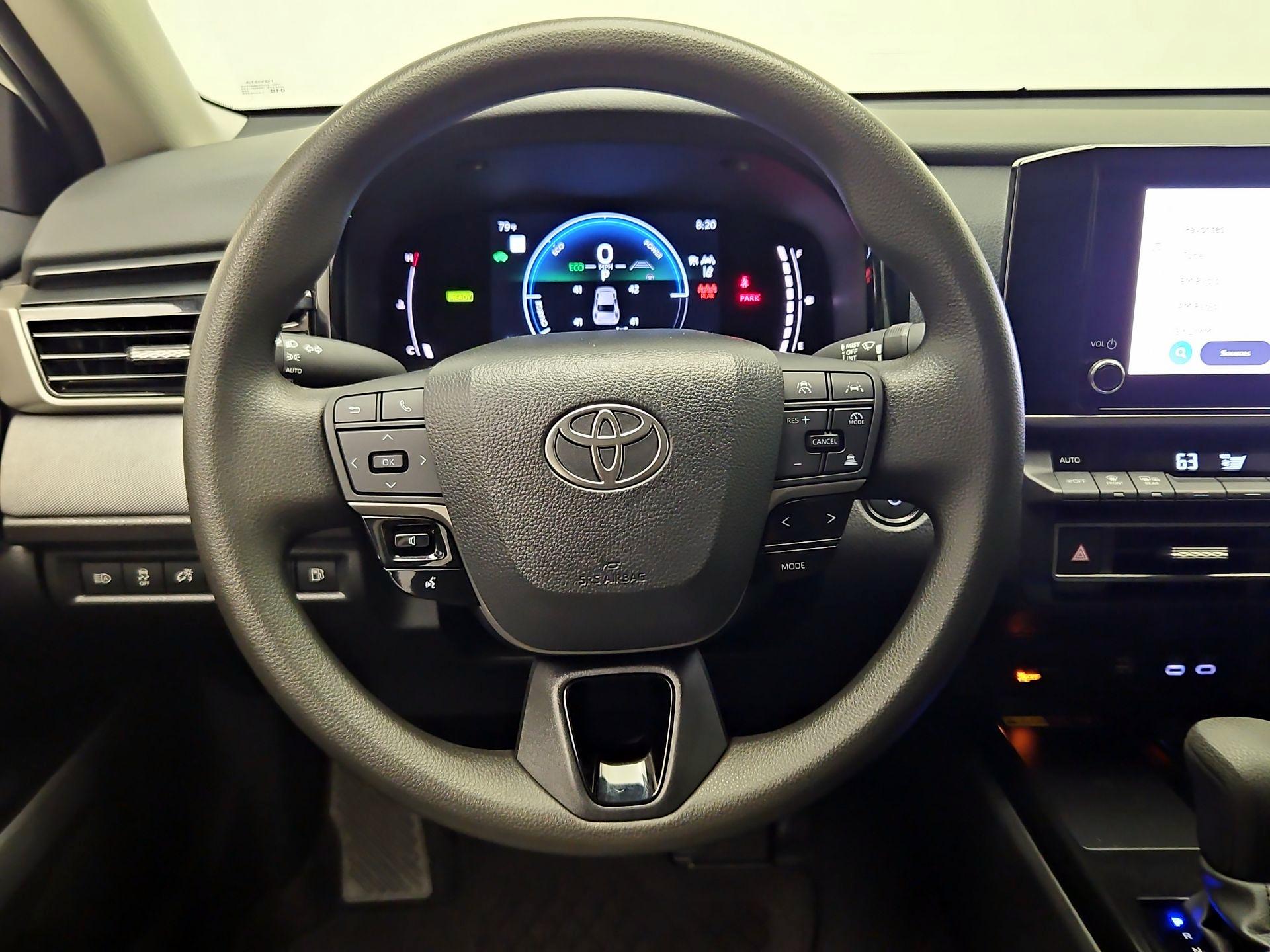 Thumbnail: 2025 Toyota Camry - 10