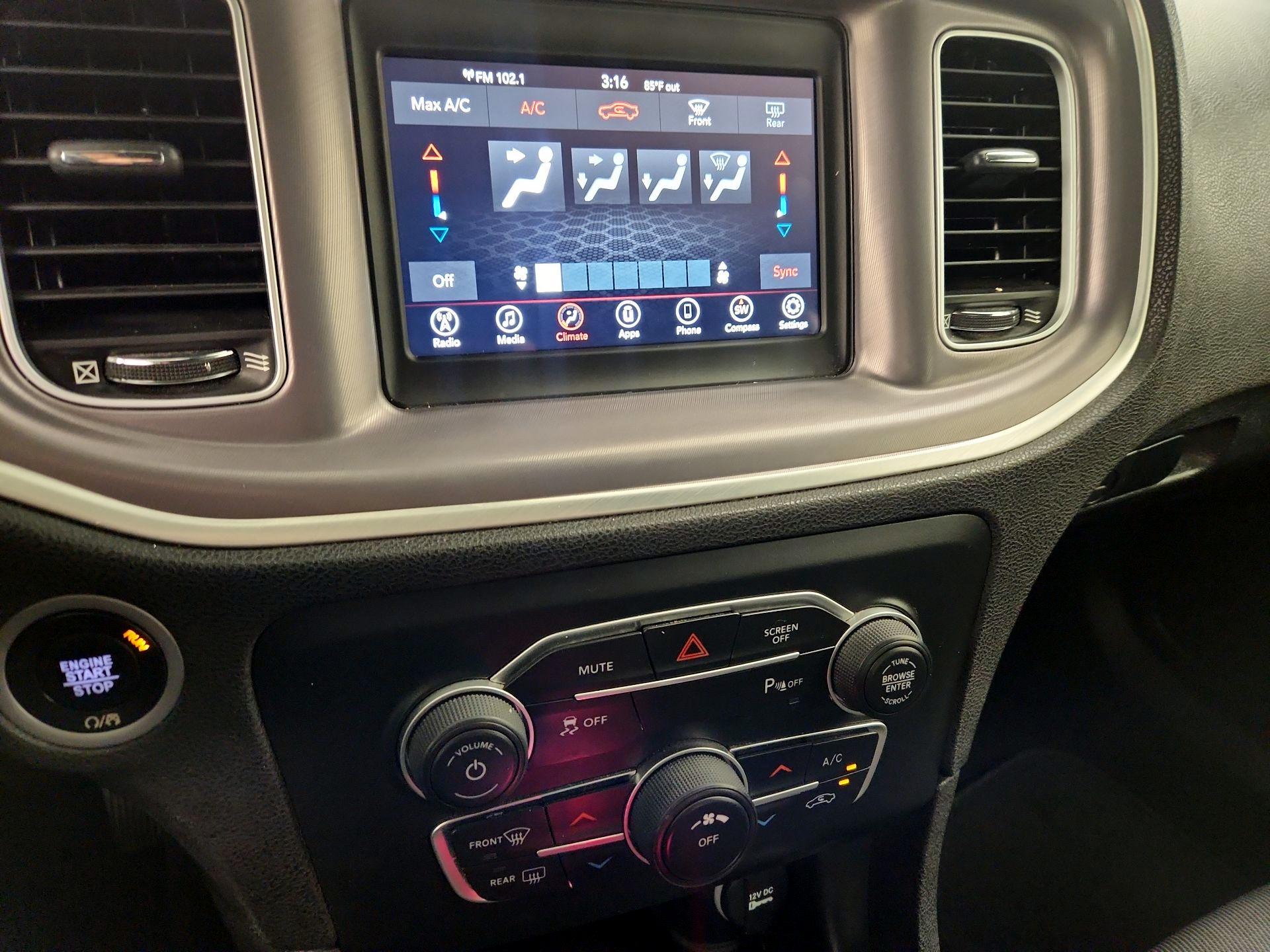 Thumbnail: 2022 Dodge Charger - 16