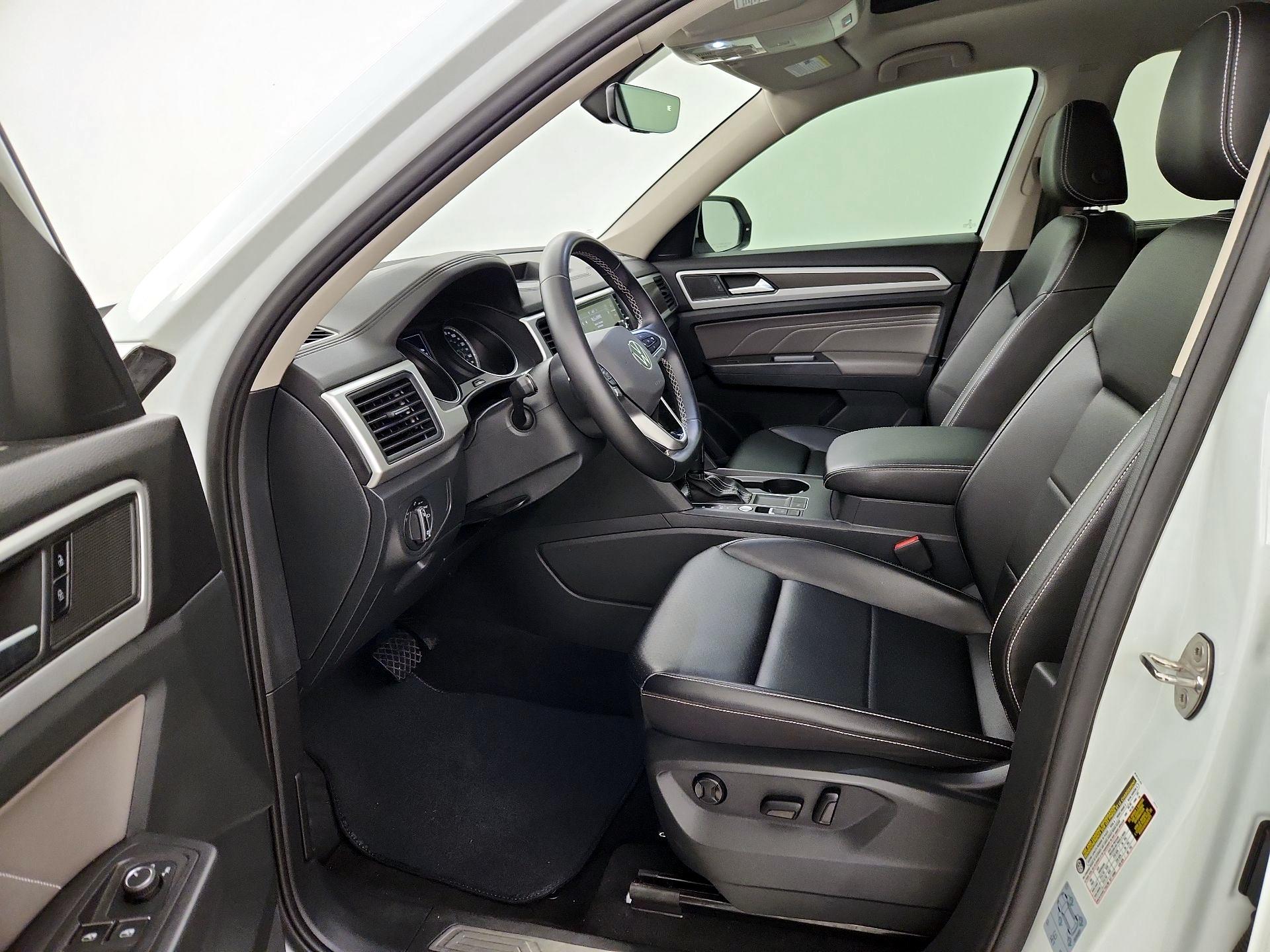 Thumbnail: 2021 Volkswagen Atlas - 11