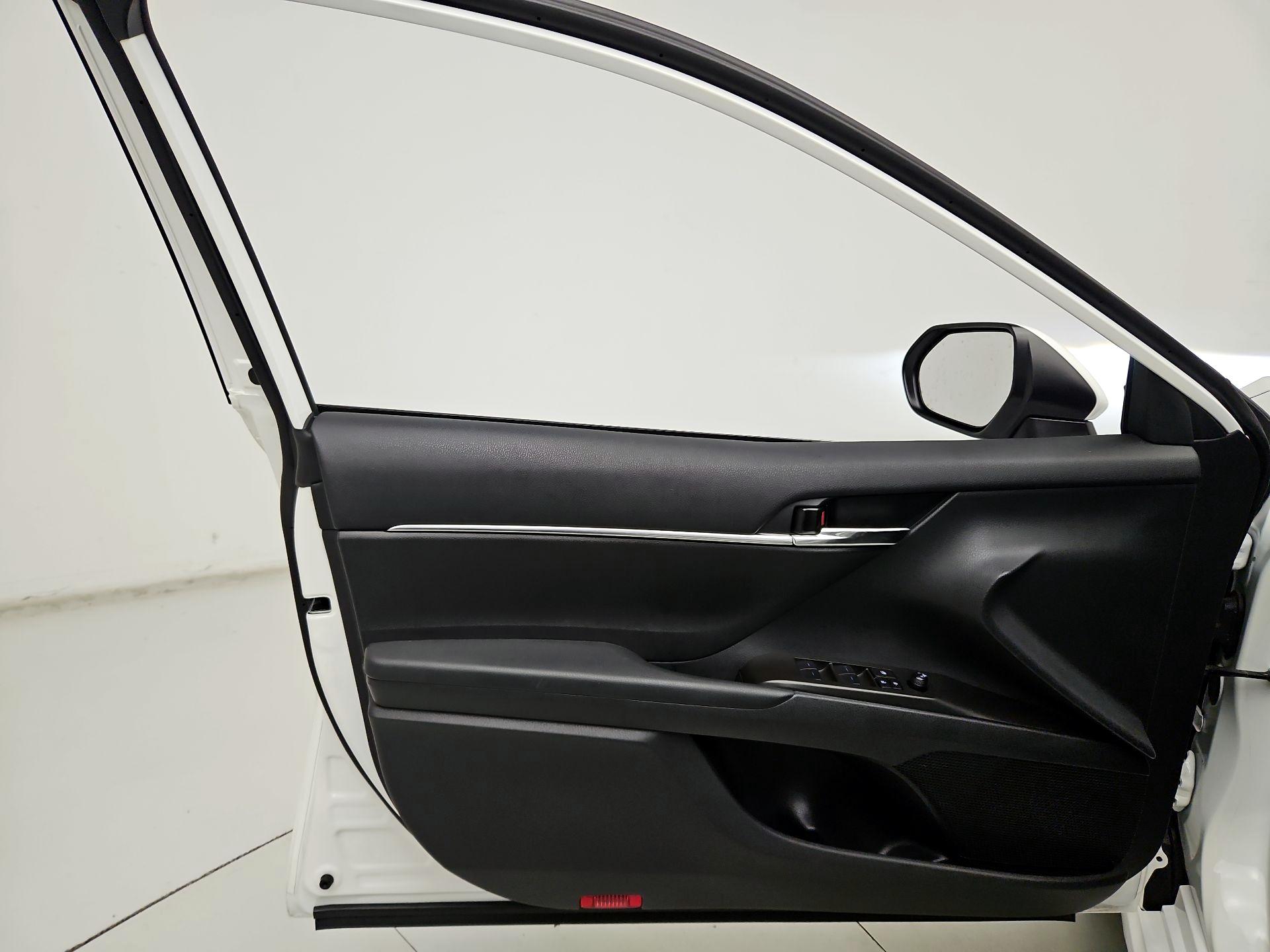 Thumbnail: 2024 Toyota Camry - 12