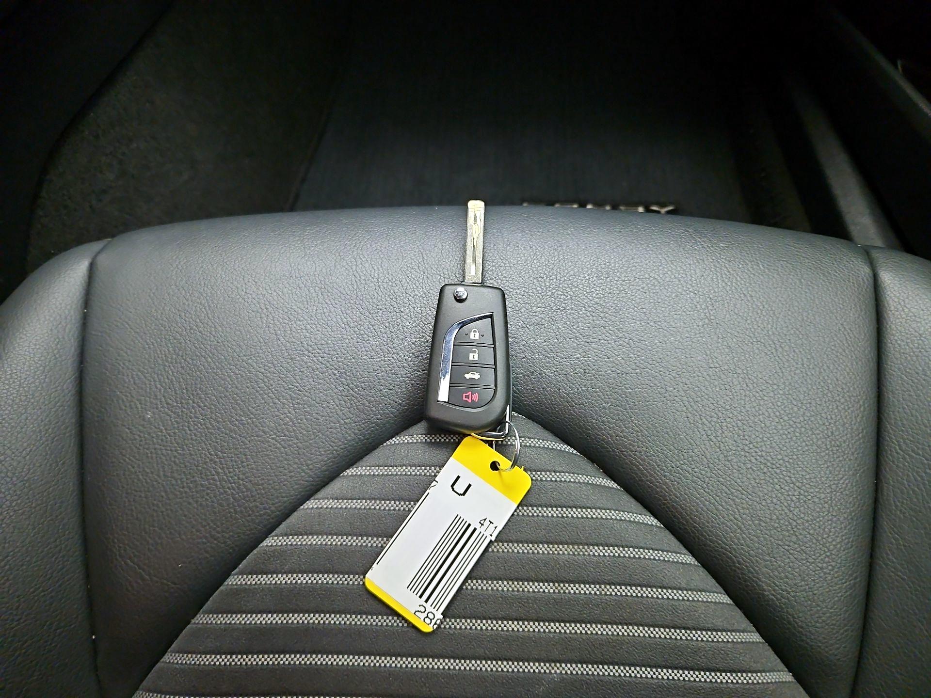 Thumbnail: 2024 Toyota Camry - 20