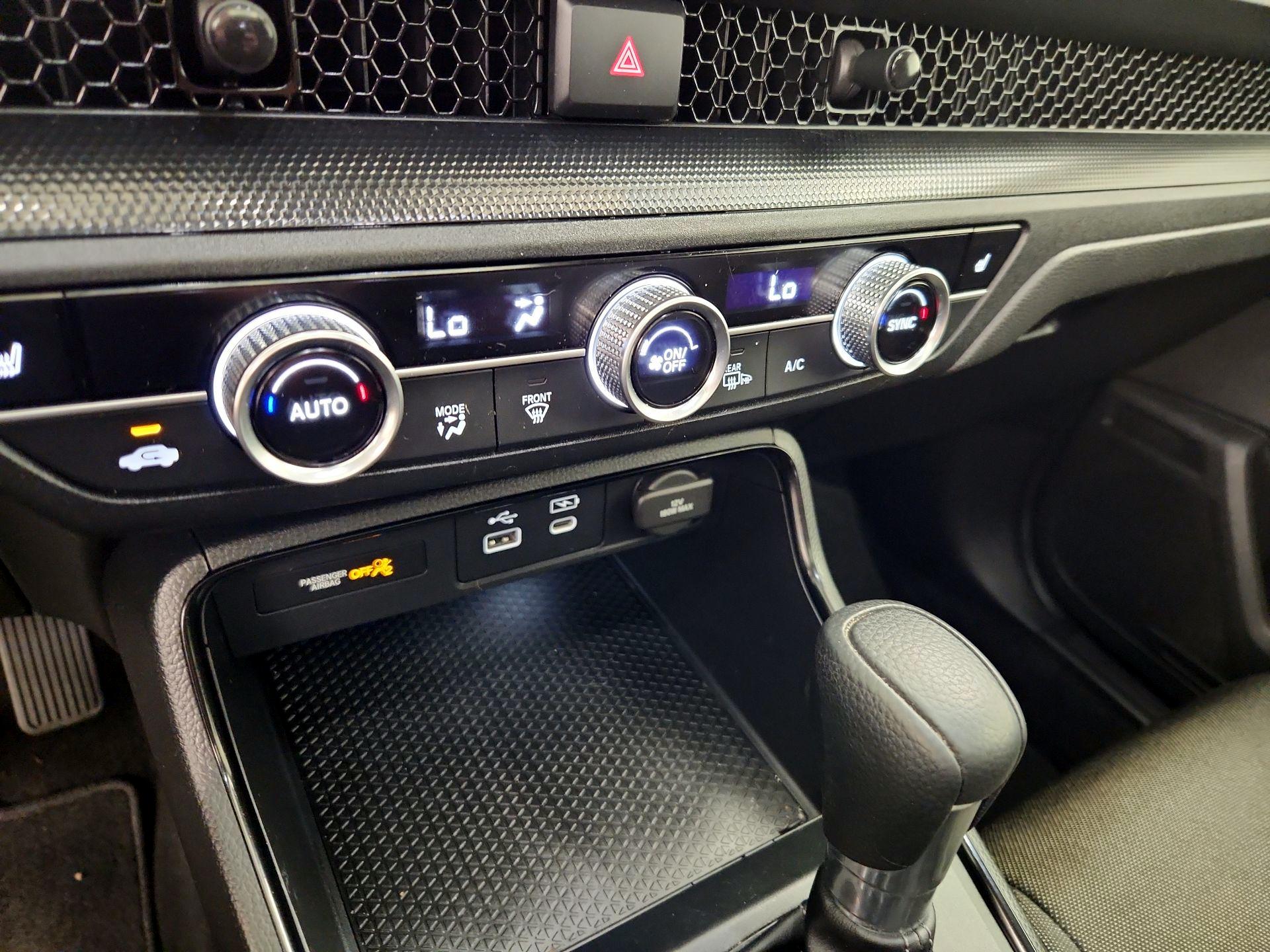 Thumbnail: 2023 Honda CR-V - 16