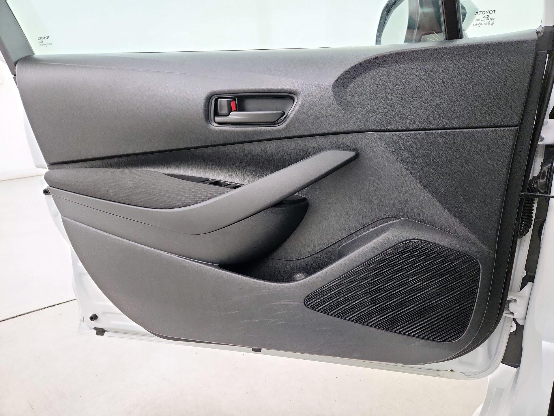 Thumbnail: 2025 Toyota Corolla - 12