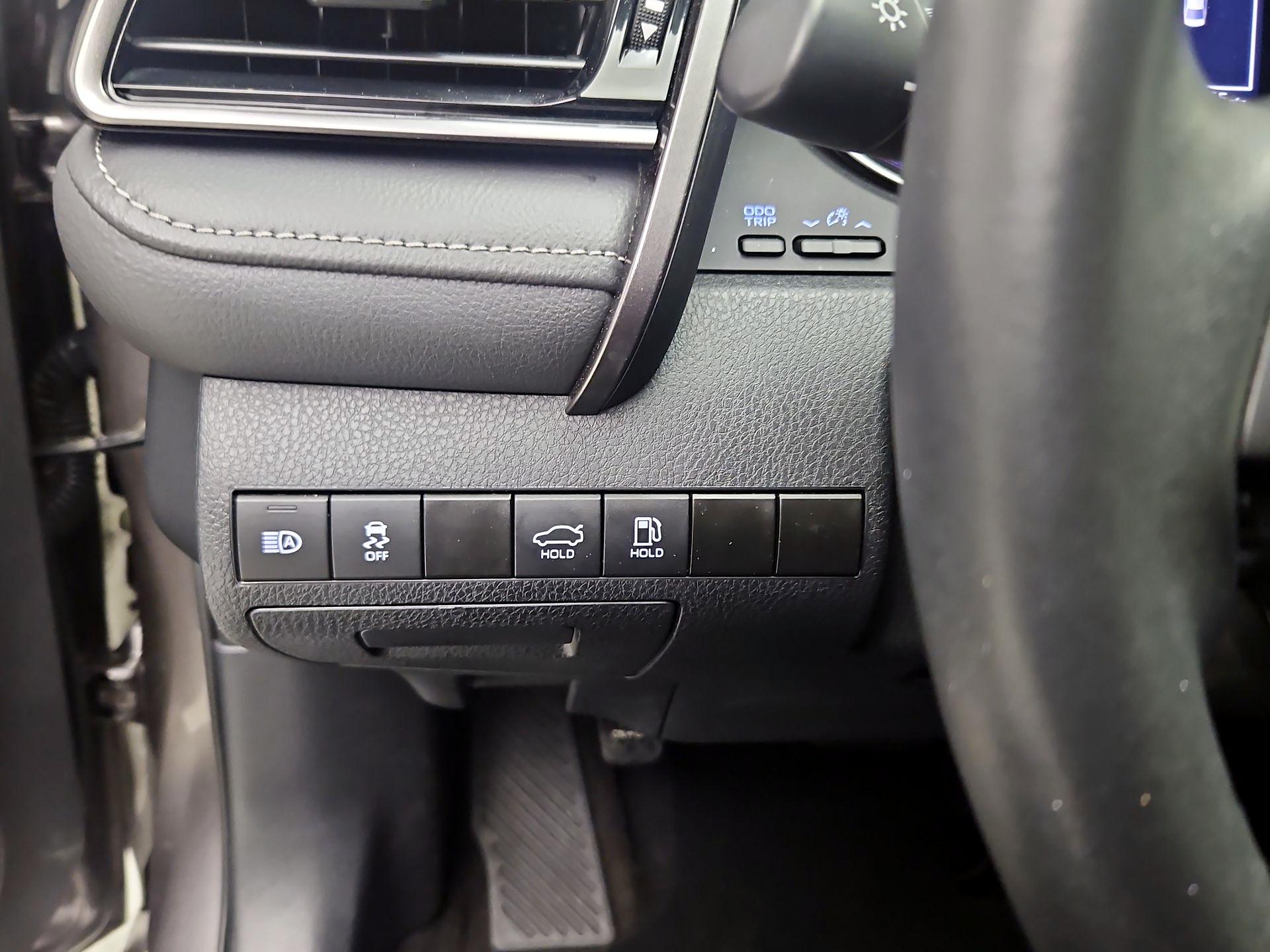 Thumbnail: 2024 Toyota Camry - 13