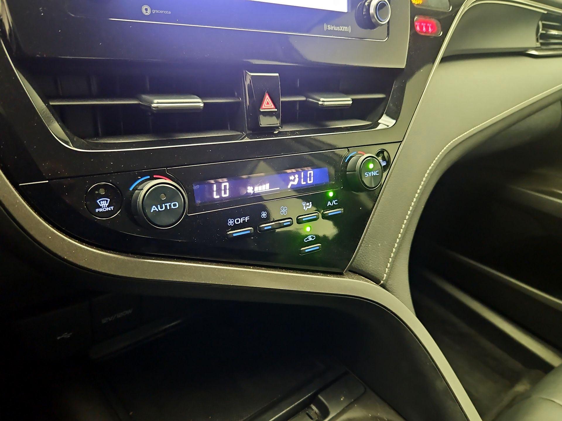 Thumbnail: 2024 Toyota Camry - 16