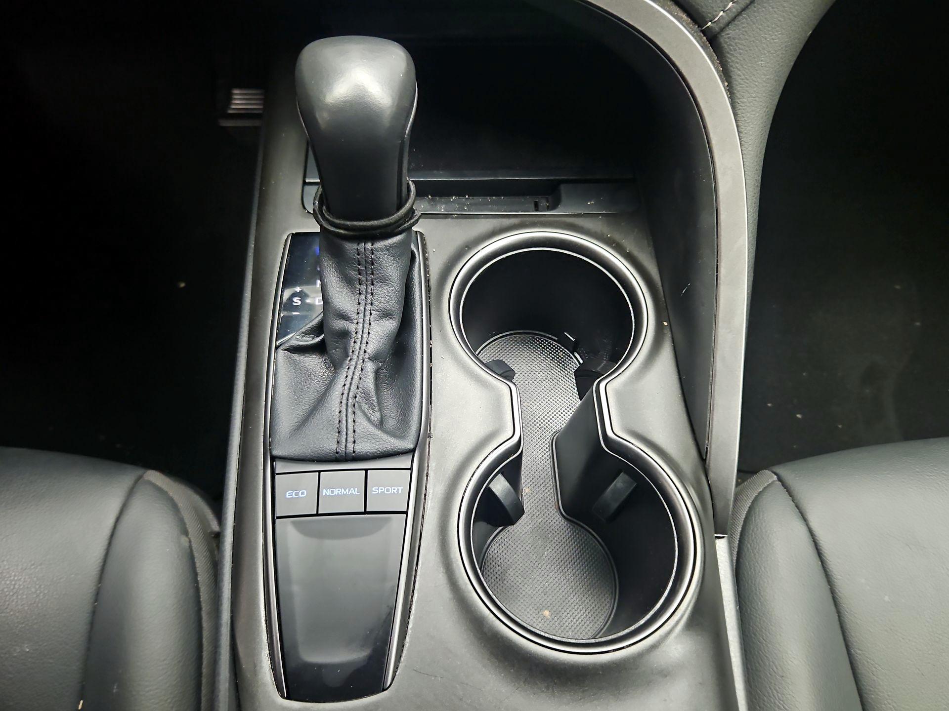 Thumbnail: 2024 Toyota Camry - 17