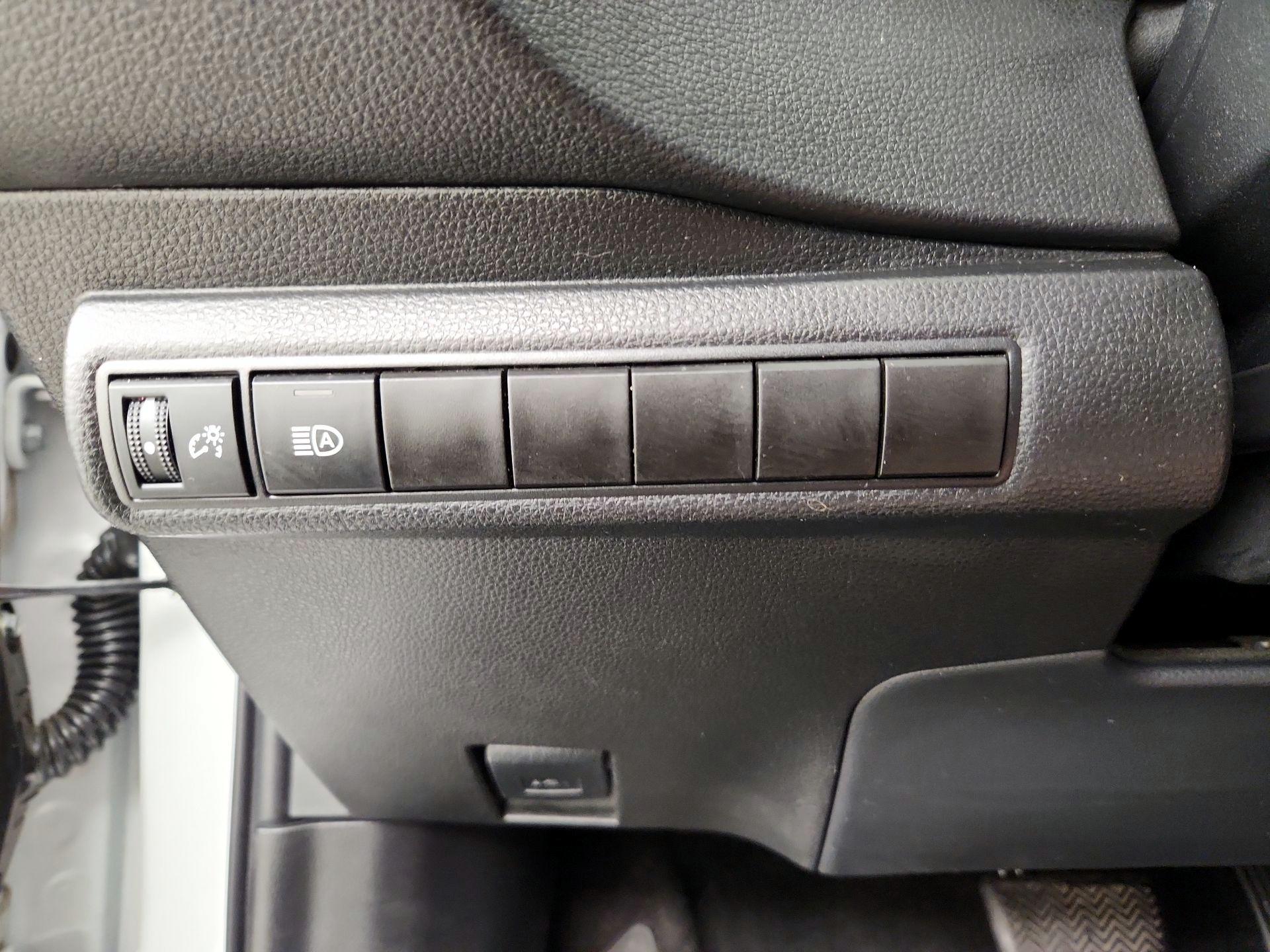 Thumbnail: 2023 Toyota Corolla - 13