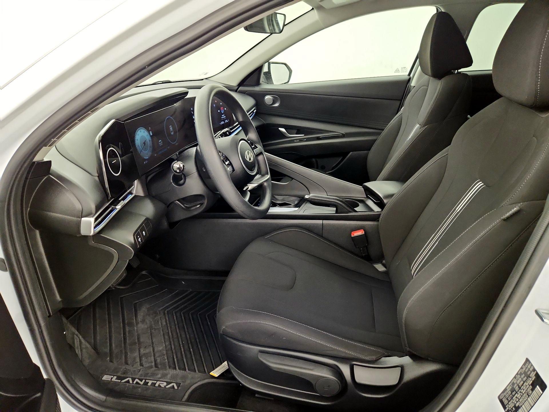 Thumbnail: 2024 Hyundai Elantra - 11