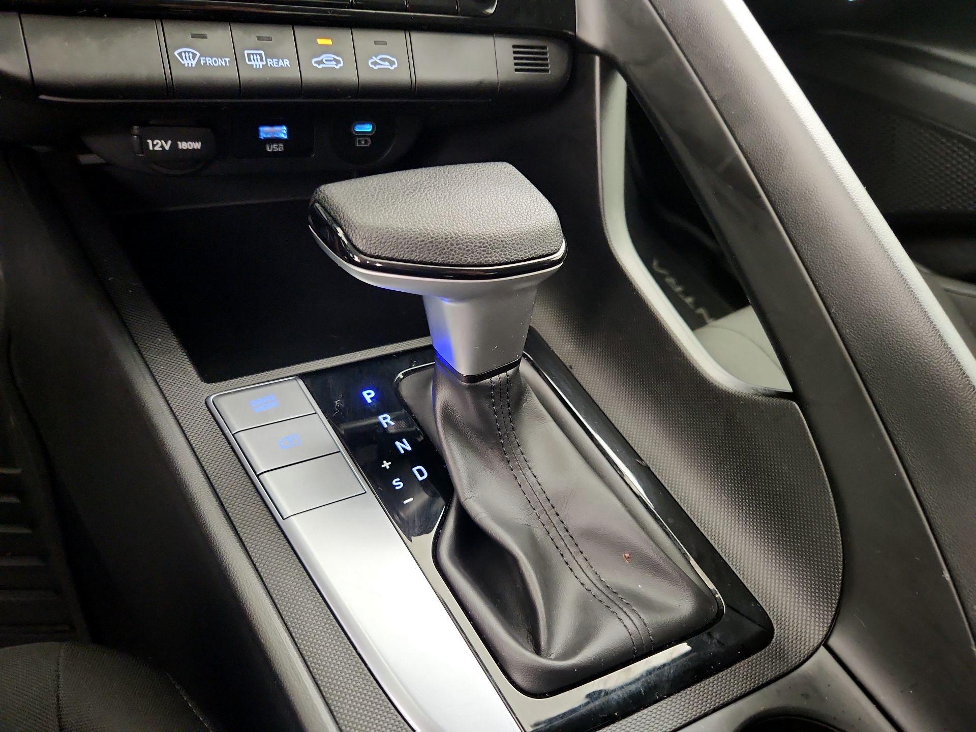 Thumbnail: 2024 Hyundai Elantra - 18