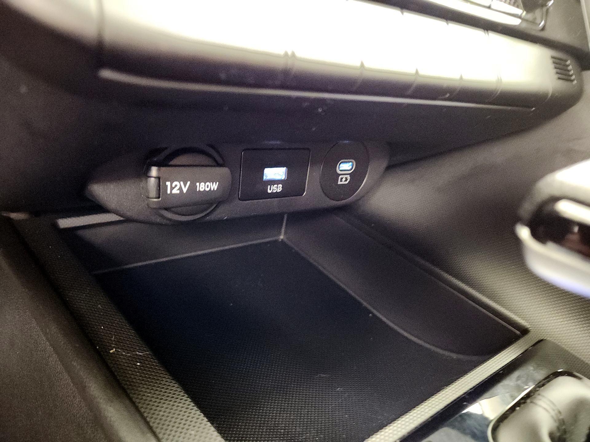 Thumbnail: 2024 Hyundai Elantra - 19