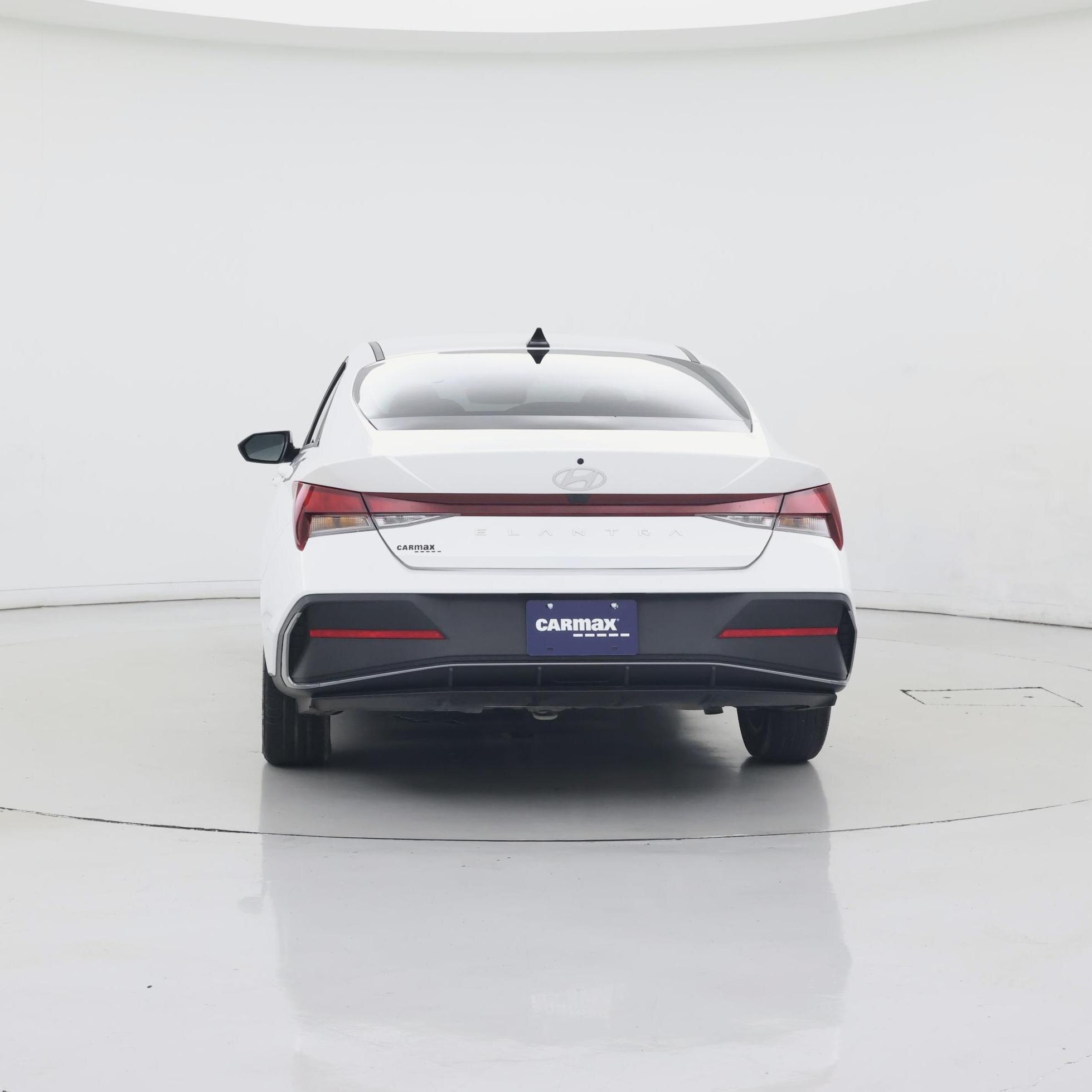 Thumbnail: 2024 Hyundai Elantra - 6