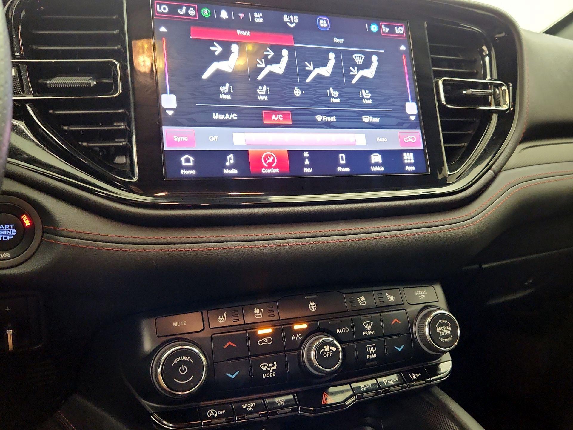 Thumbnail: 2023 Dodge Durango - 17