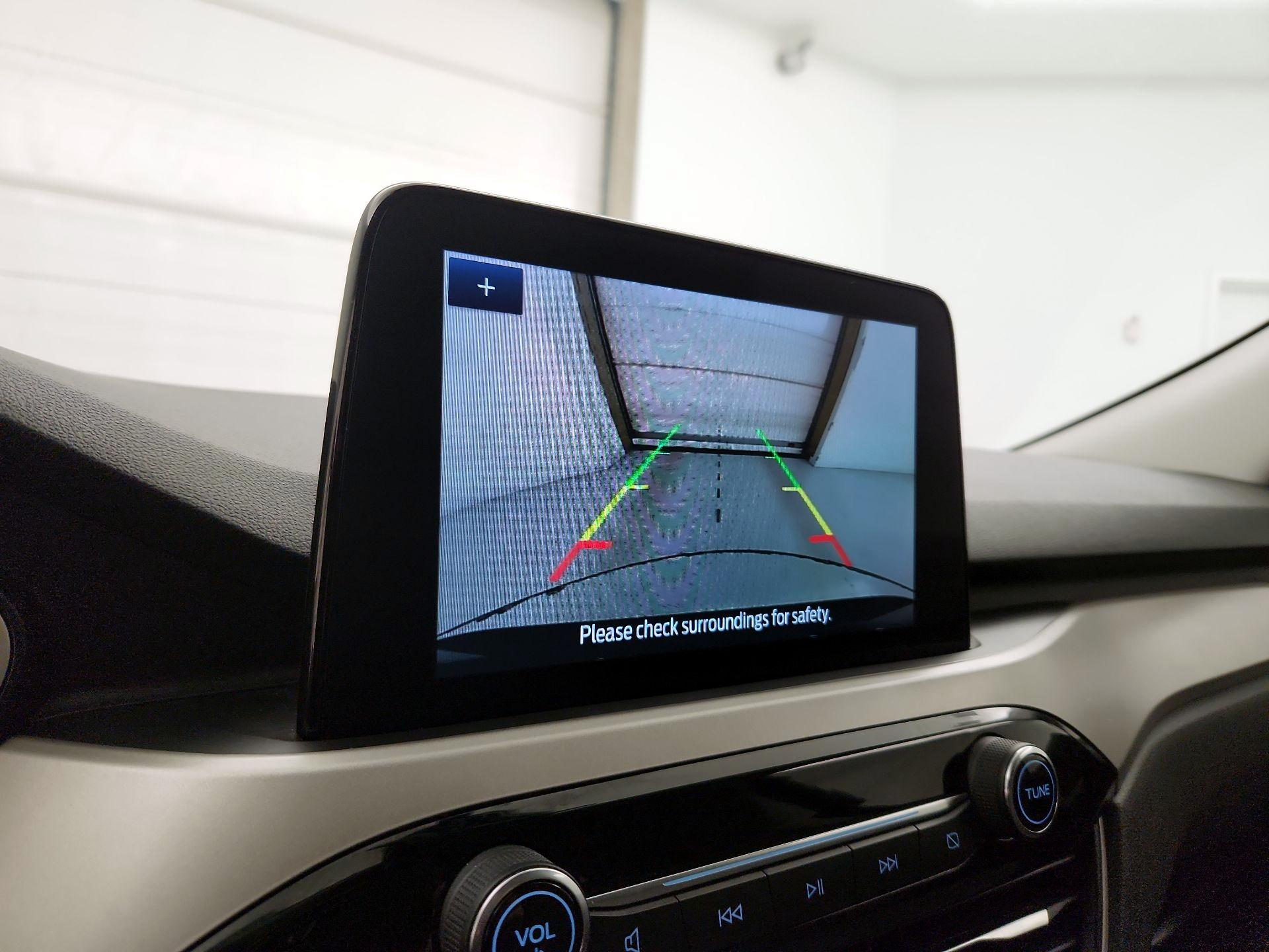 Thumbnail: 2022 Ford Escape - 14