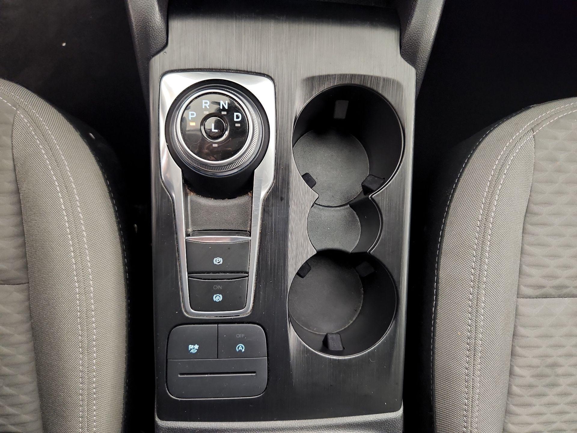 Thumbnail: 2022 Ford Escape - 17