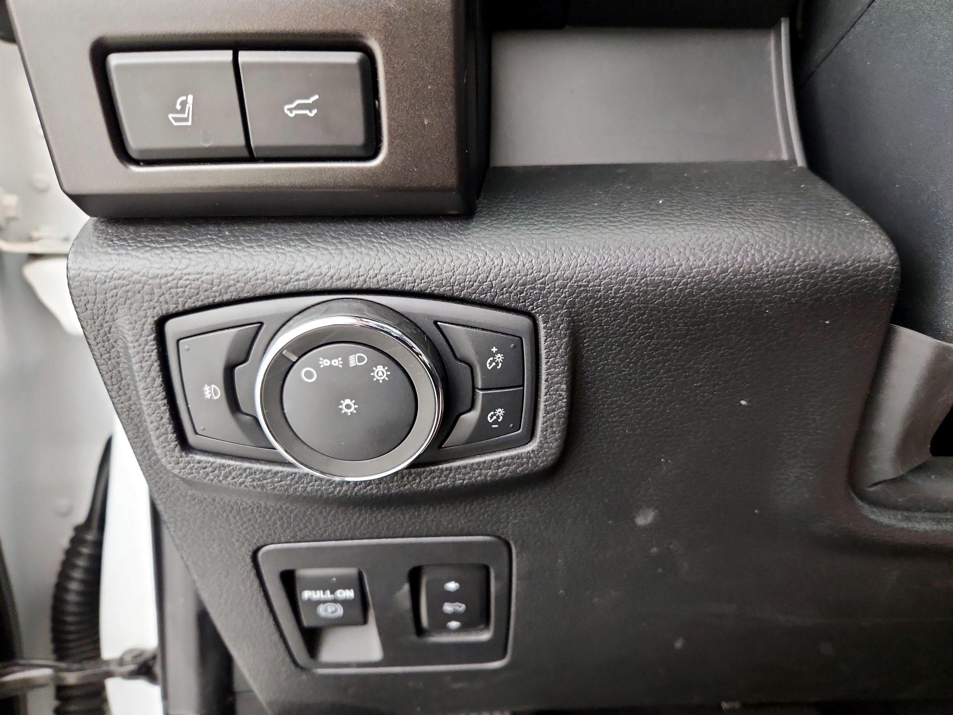 Thumbnail: 2021 Ford Expedition - 13