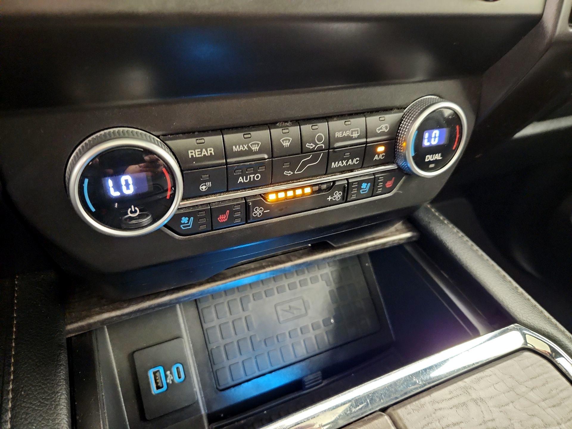 Thumbnail: 2021 Ford Expedition - 17