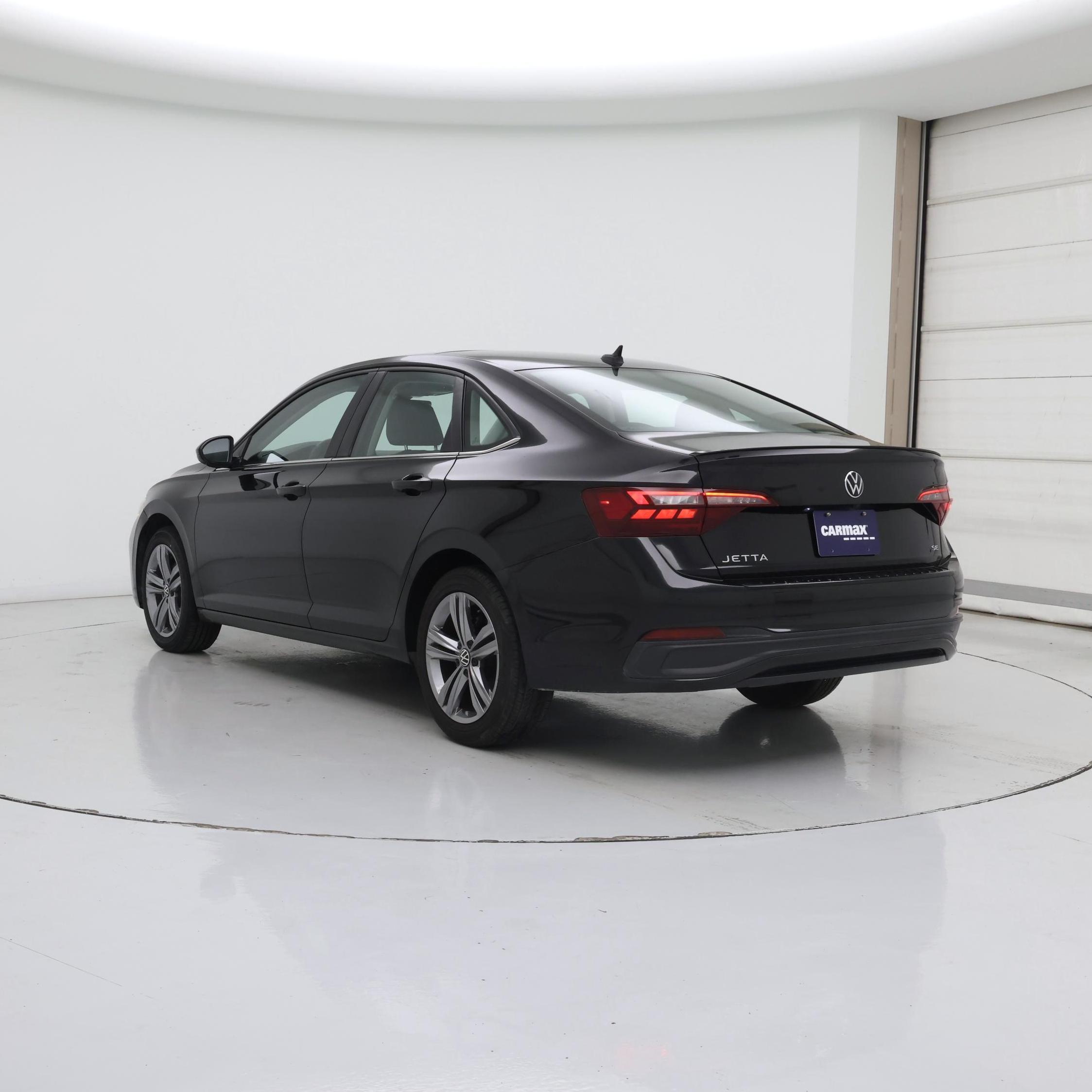 Thumbnail: 2023 Volkswagen Jetta - 2