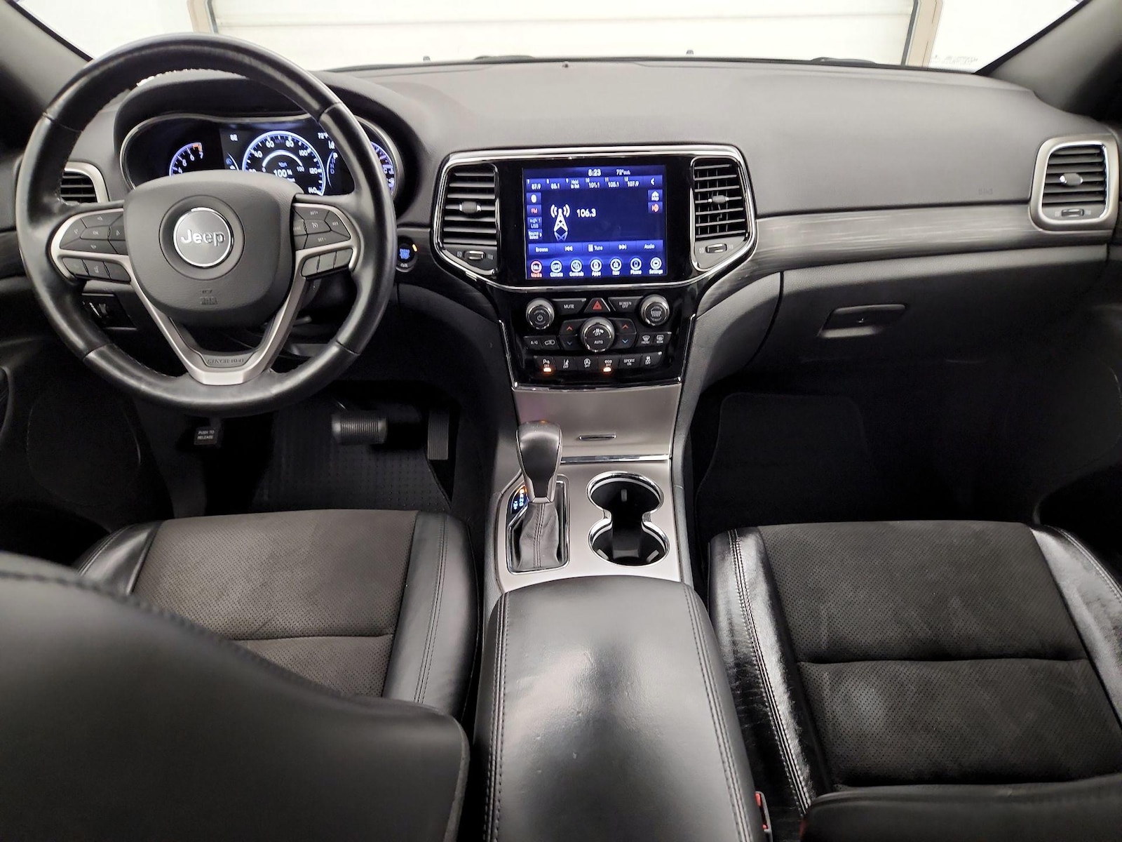 2020 Jeep Grand Cherokee Altitude - Photo 10