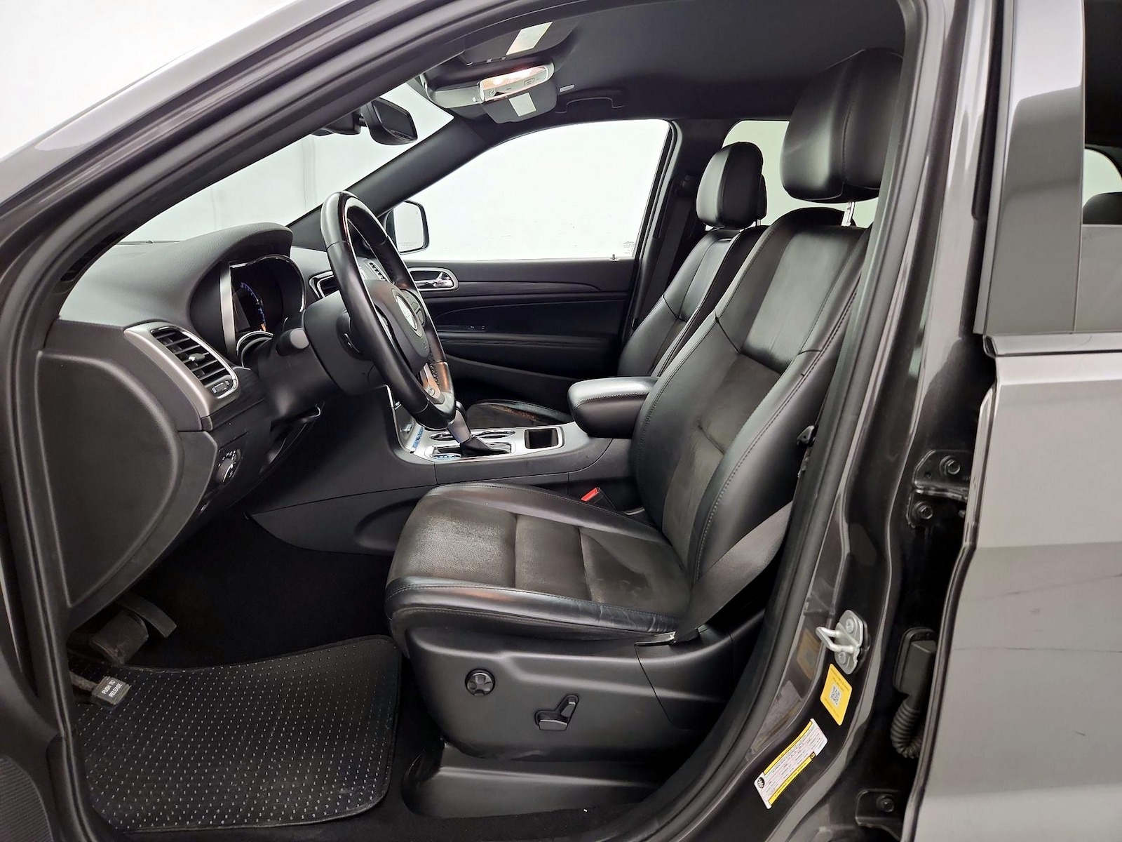 2020 Jeep Grand Cherokee Altitude - Photo 12