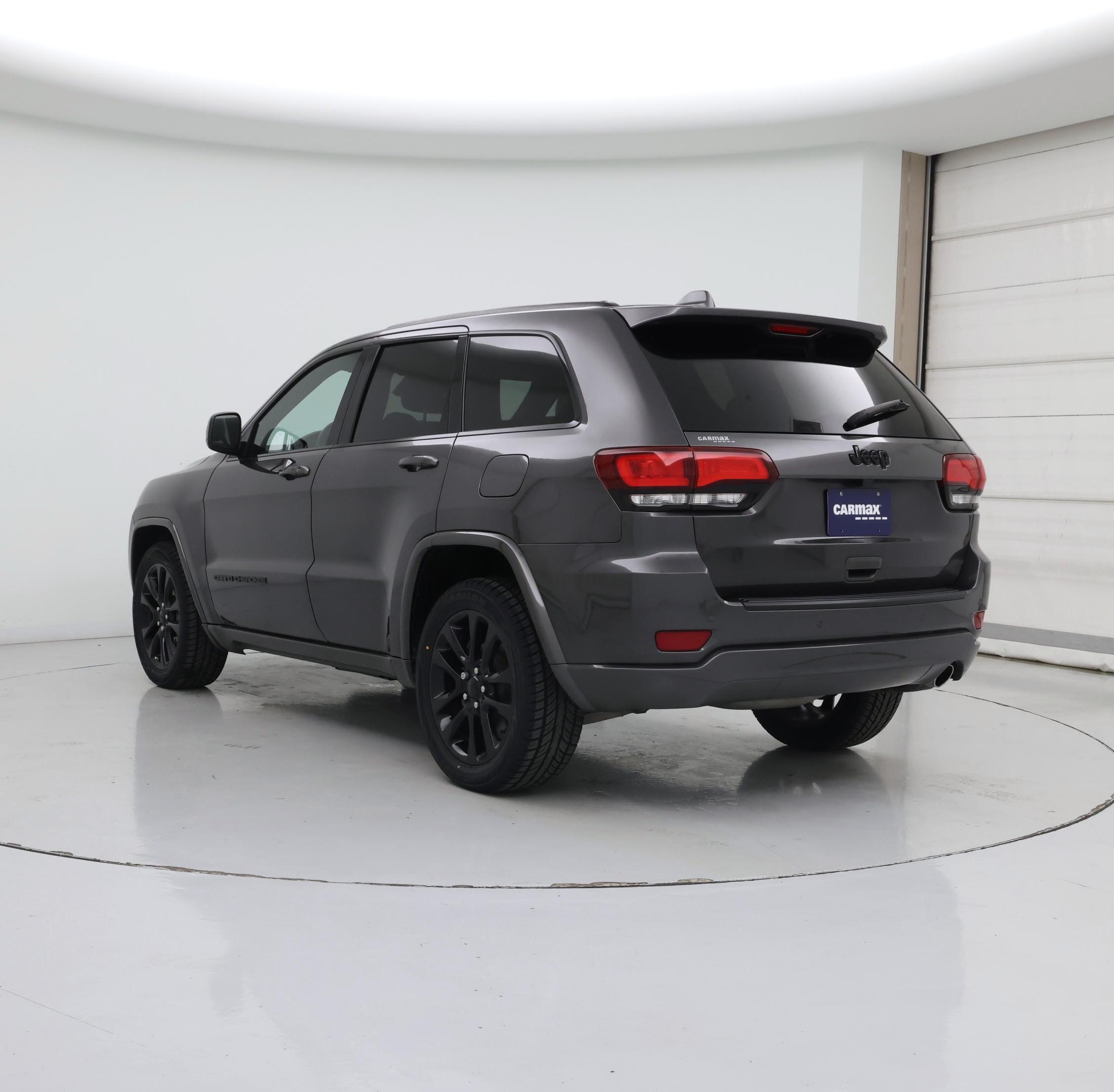 Thumbnail: 2020 Jeep Grand Cherokee - 2