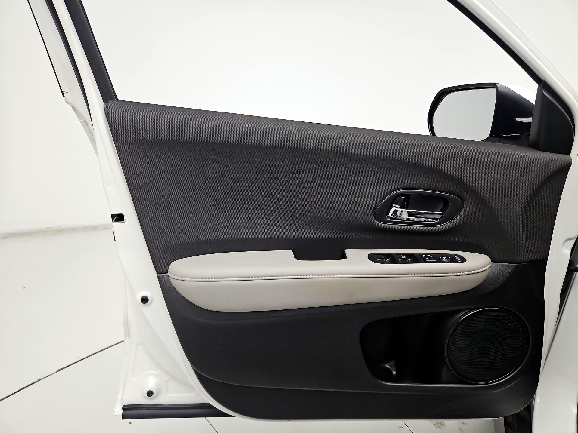 Thumbnail: 2022 Honda HR-V - 12