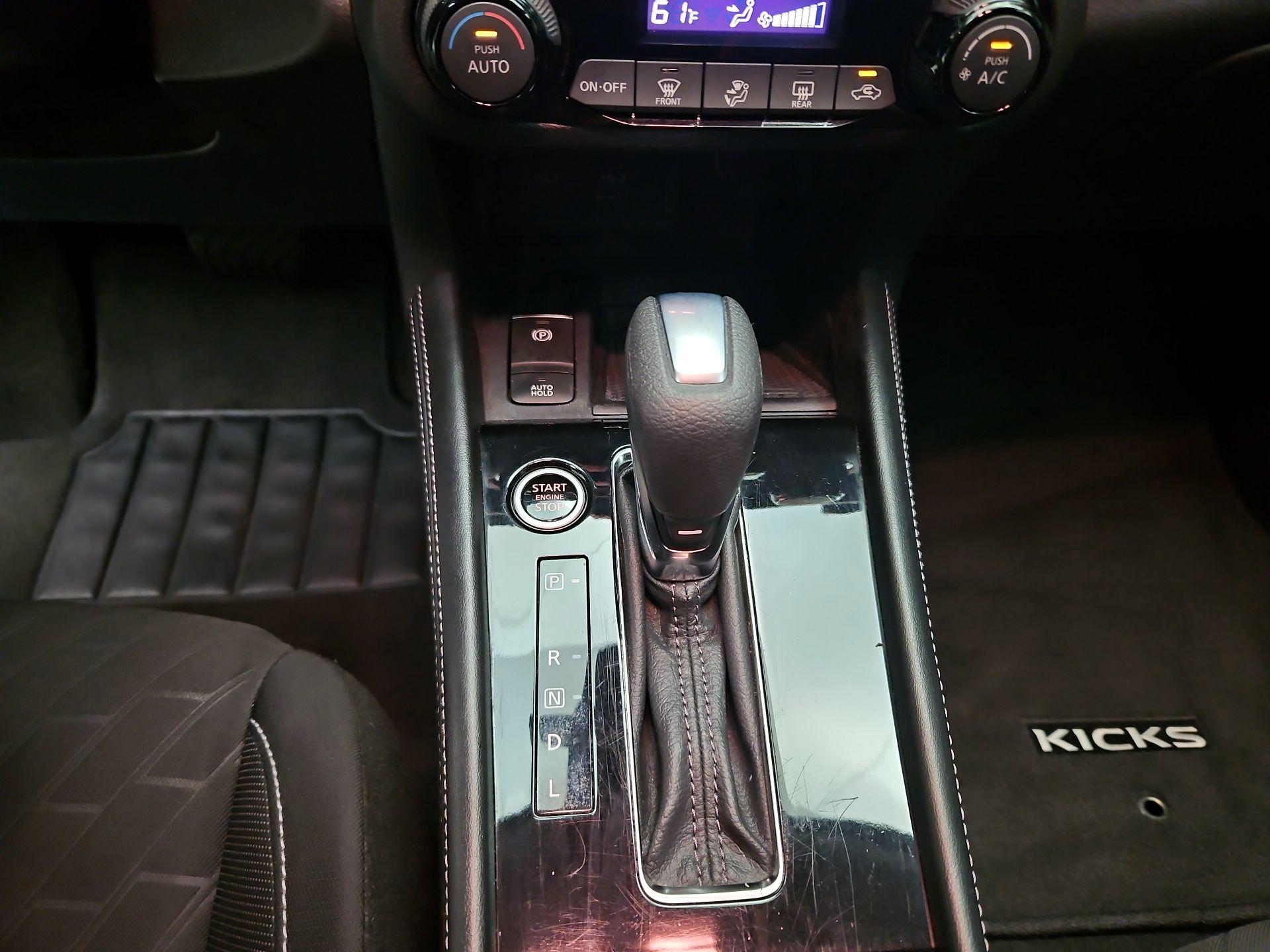 Thumbnail: 2022 Nissan Kicks - 16