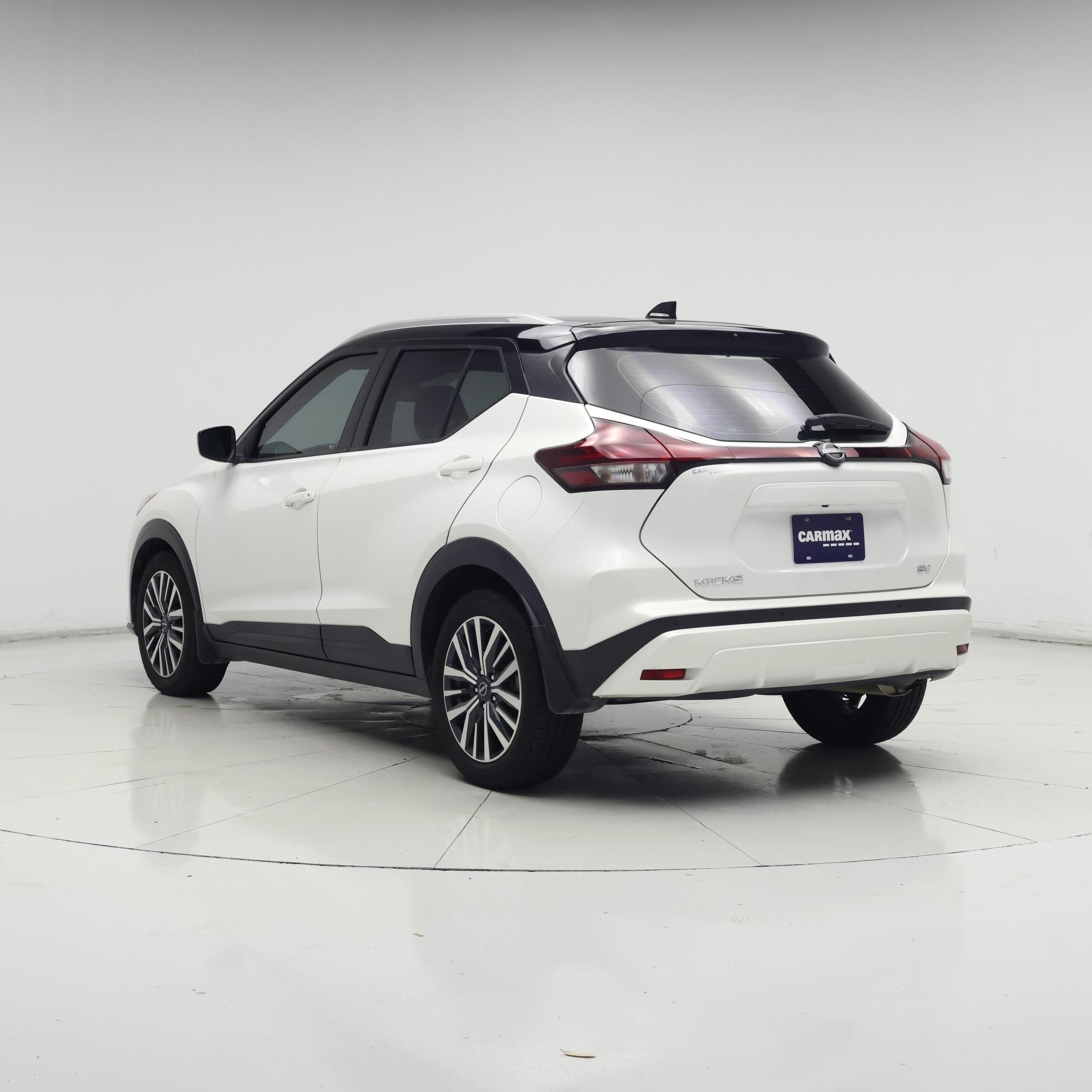 Thumbnail: 2022 Nissan Kicks - 2