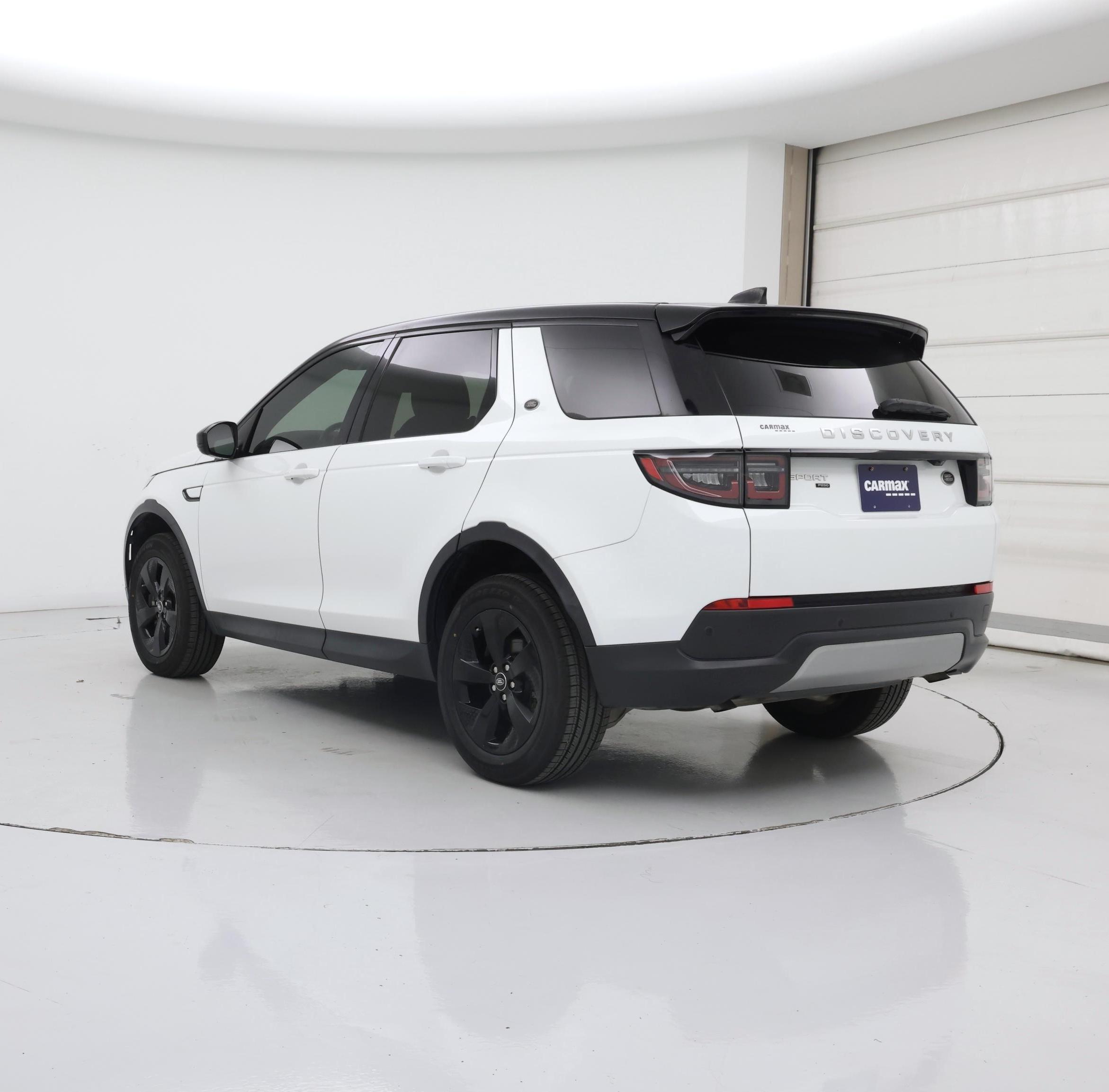 Thumbnail: 2020 Land Rover Discovery Sport - 2