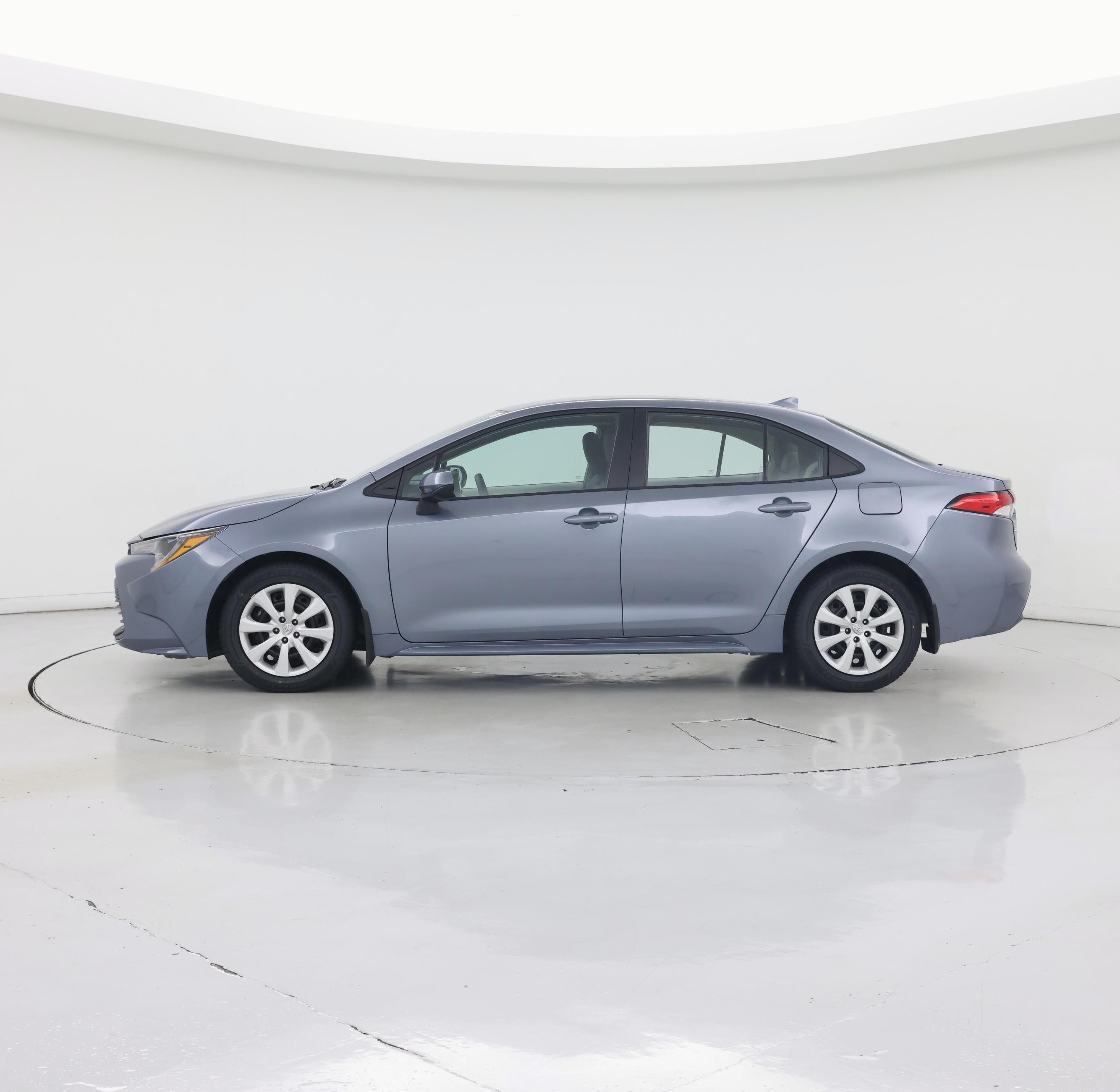 Thumbnail: 2024 Toyota Corolla - 3
