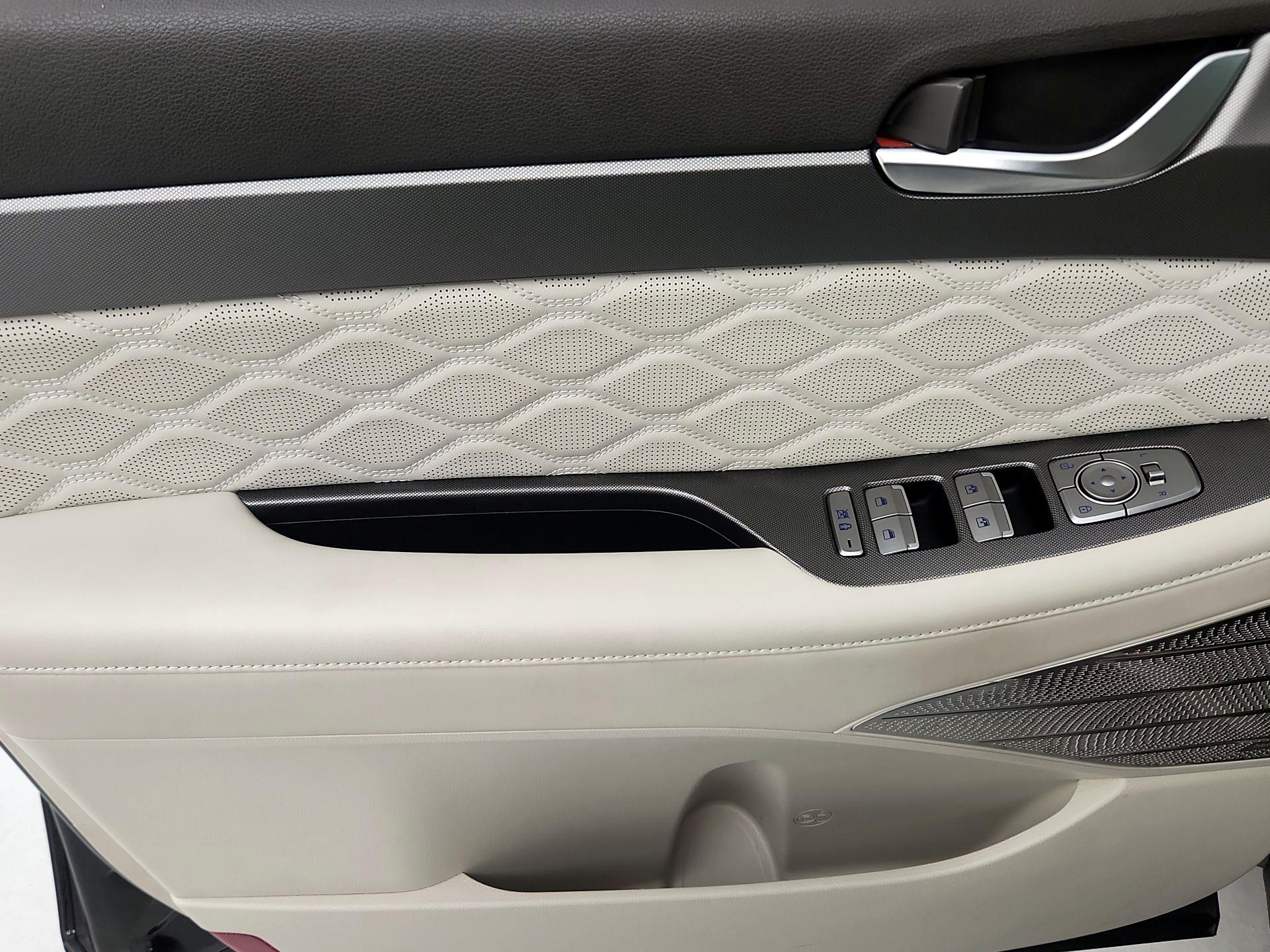 Thumbnail: 2020 Hyundai Palisade - 12