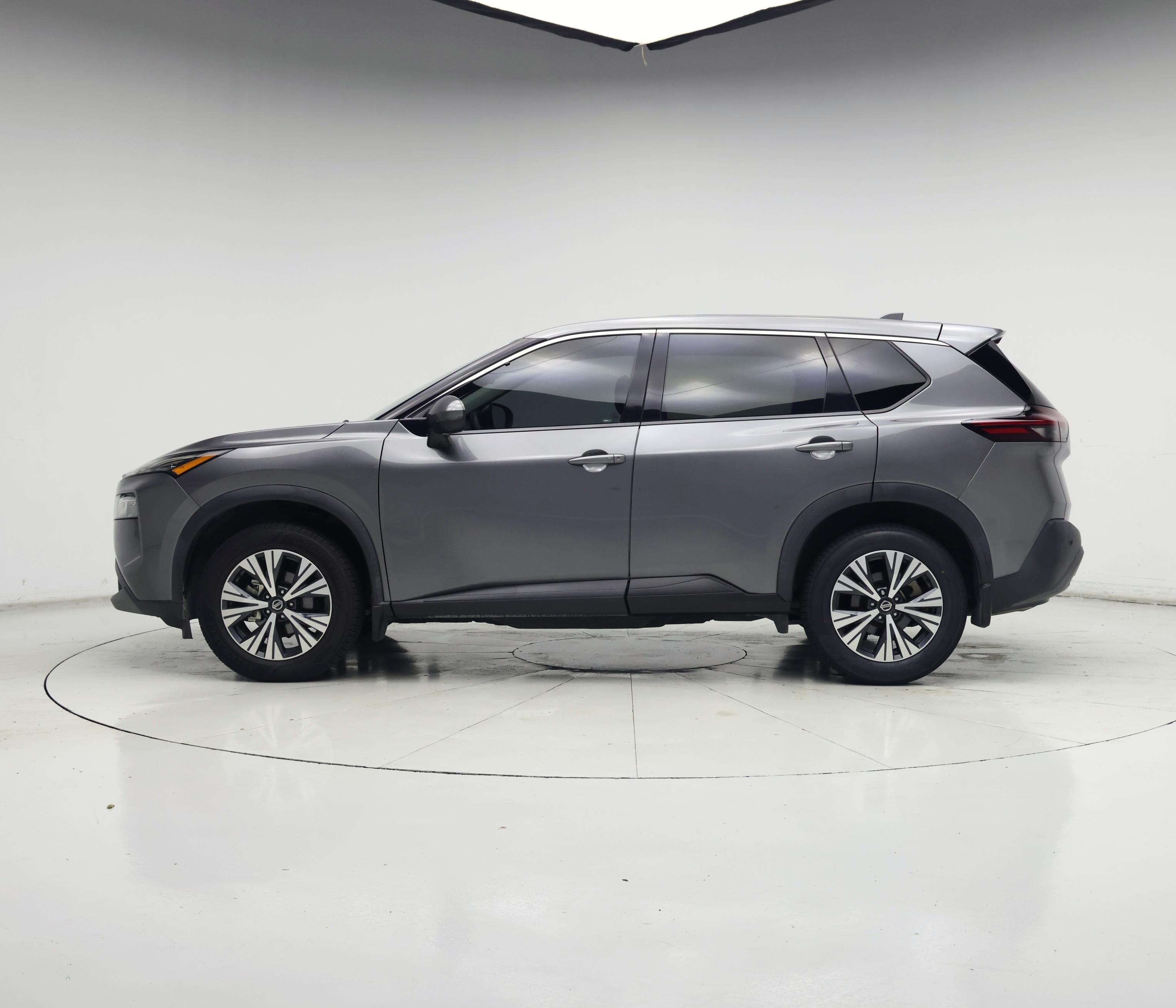 Thumbnail: 2021 Nissan Rogue - 3