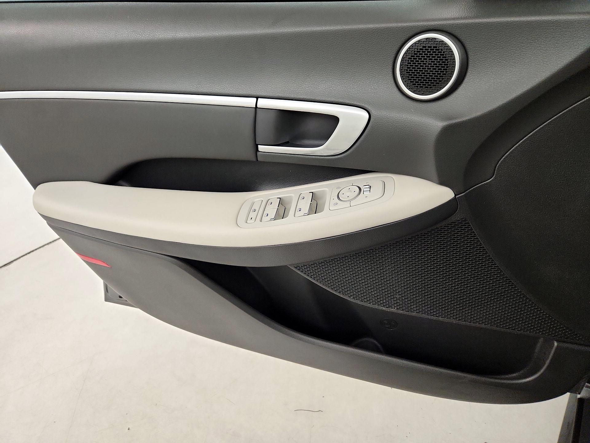 Thumbnail: 2022 Hyundai Sonata - 12