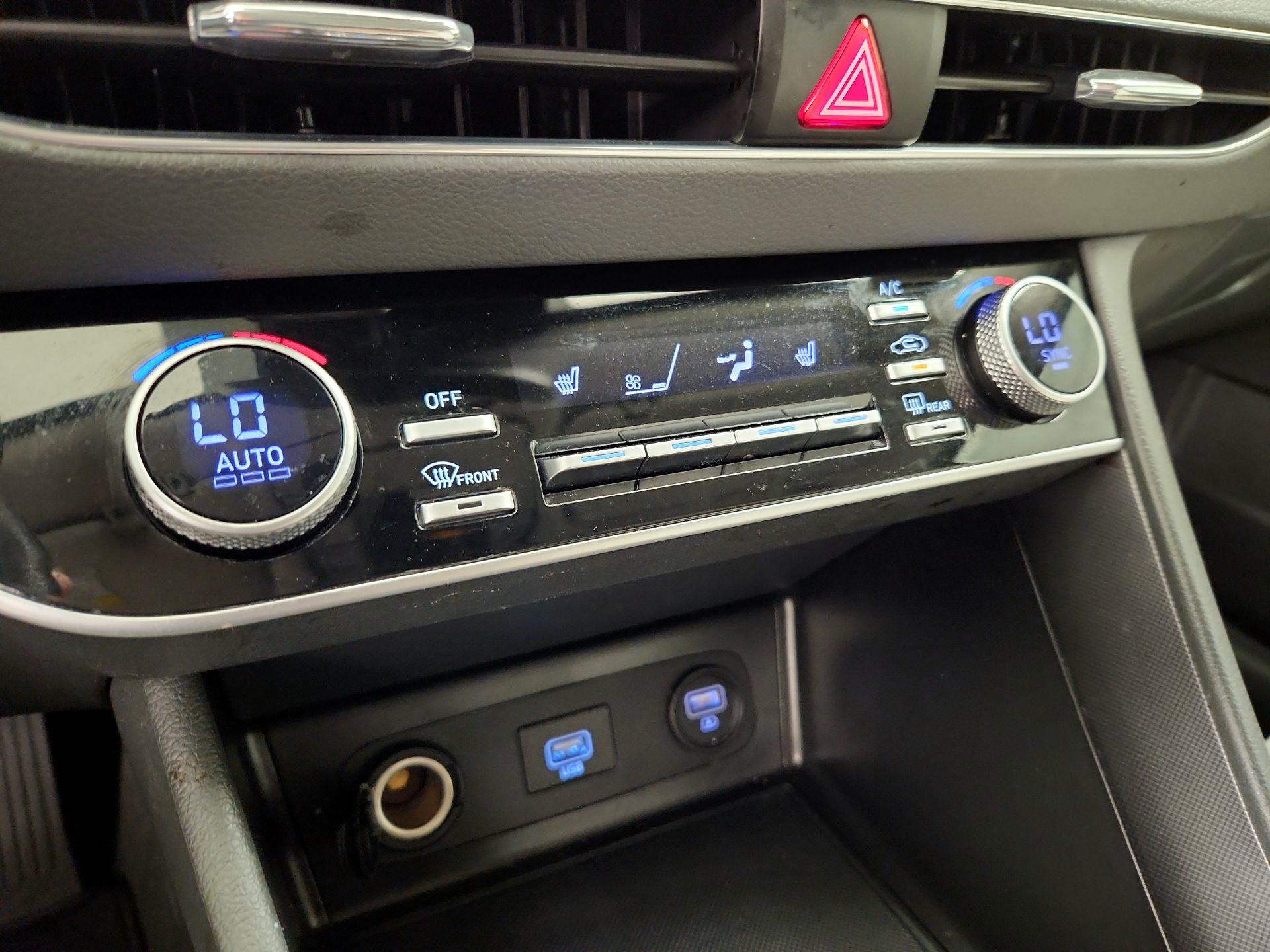 Thumbnail: 2022 Hyundai Sonata - 16