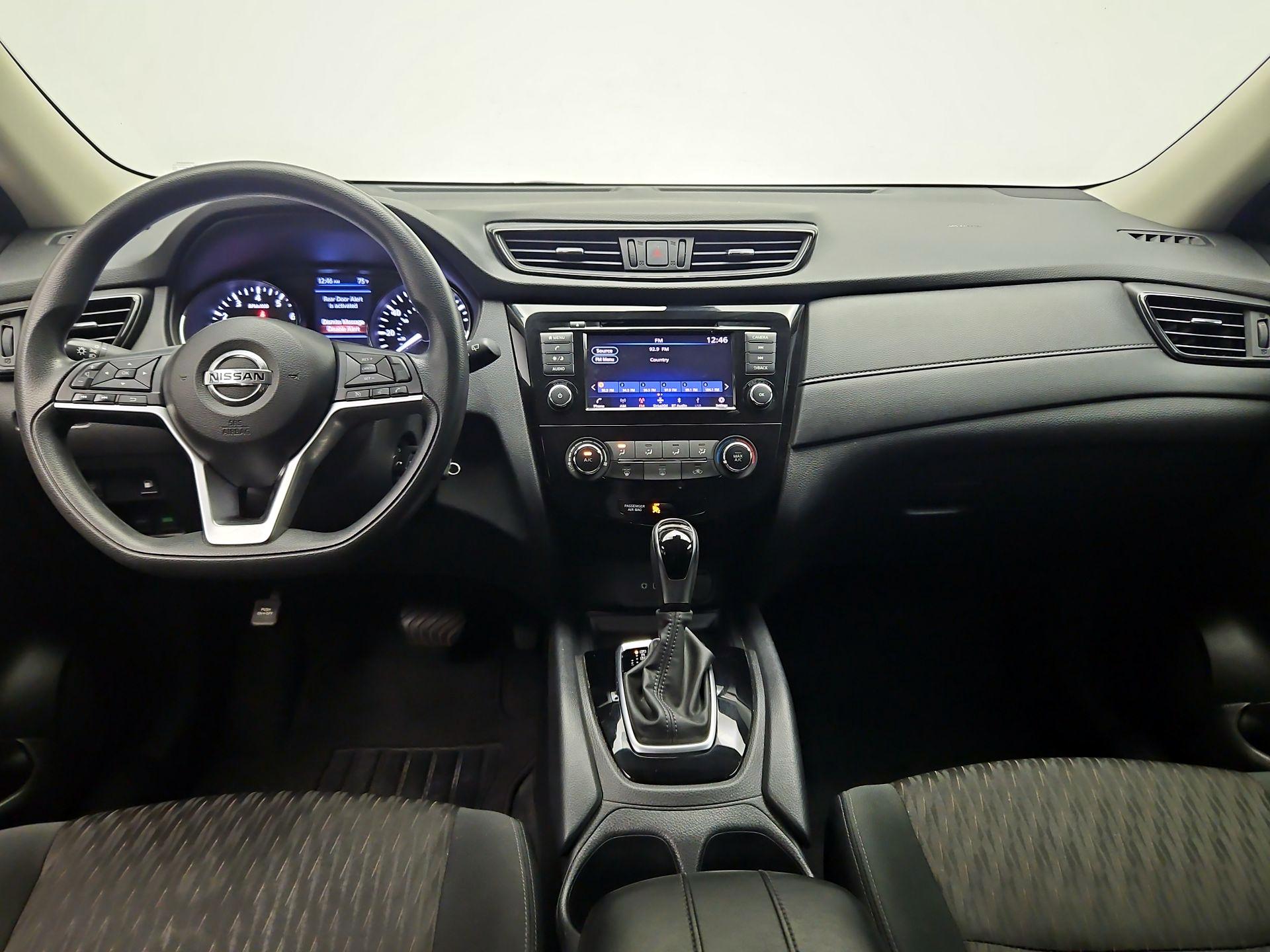 Thumbnail: 2020 Nissan Rogue - 9