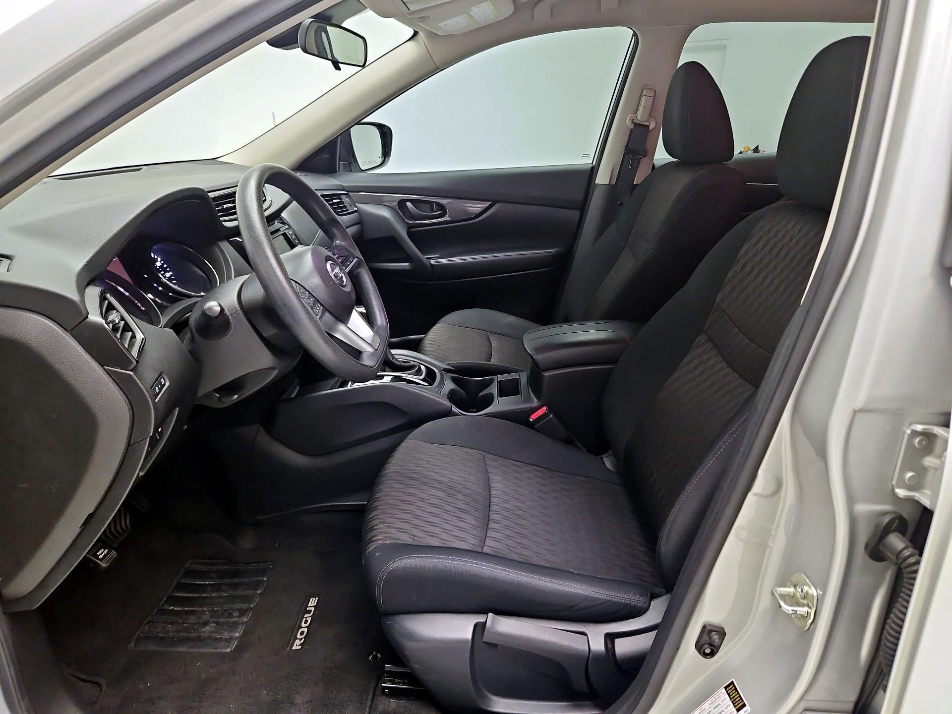 Thumbnail: 2020 Nissan Rogue - 11