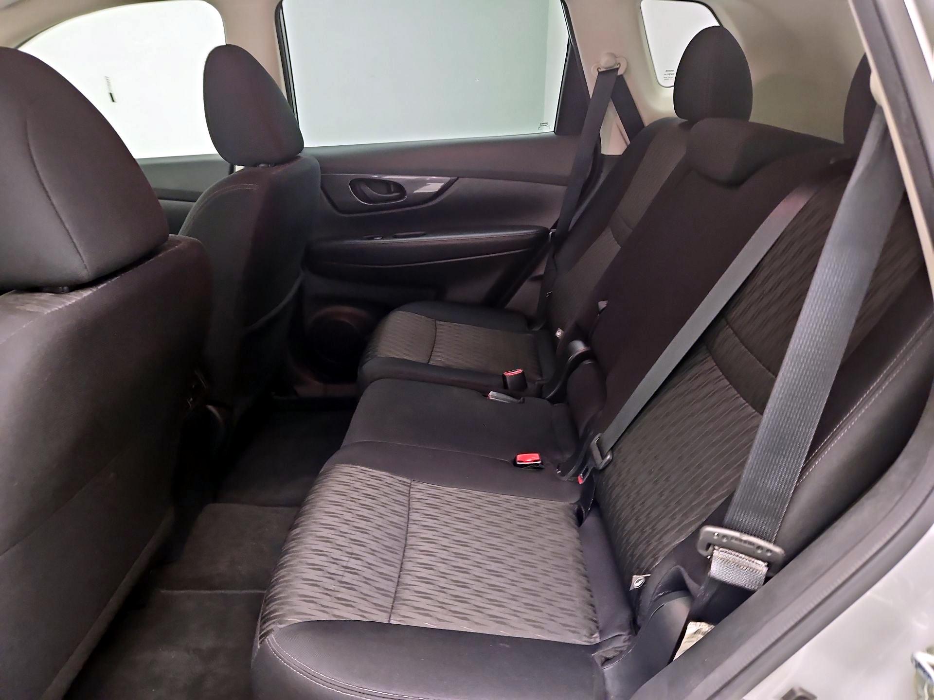 Thumbnail: 2020 Nissan Rogue - 19