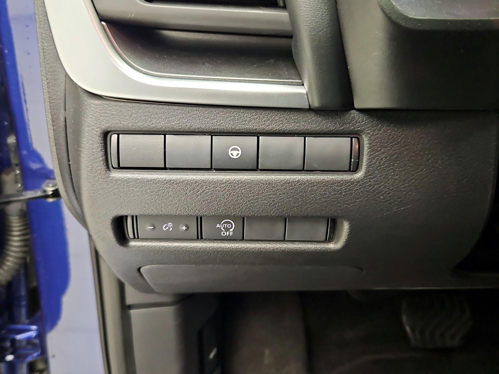 Thumbnail: 2023 Nissan Rogue - 13