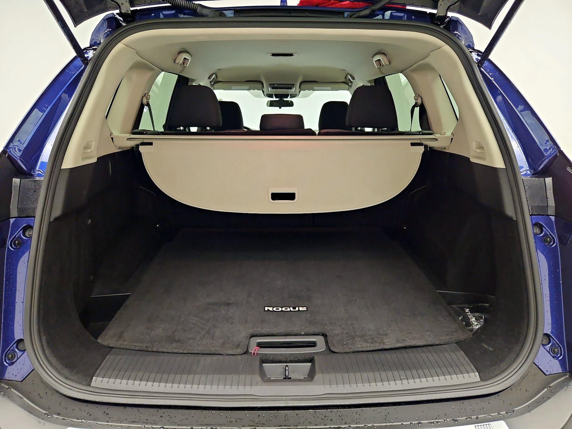 Thumbnail: 2023 Nissan Rogue - 20