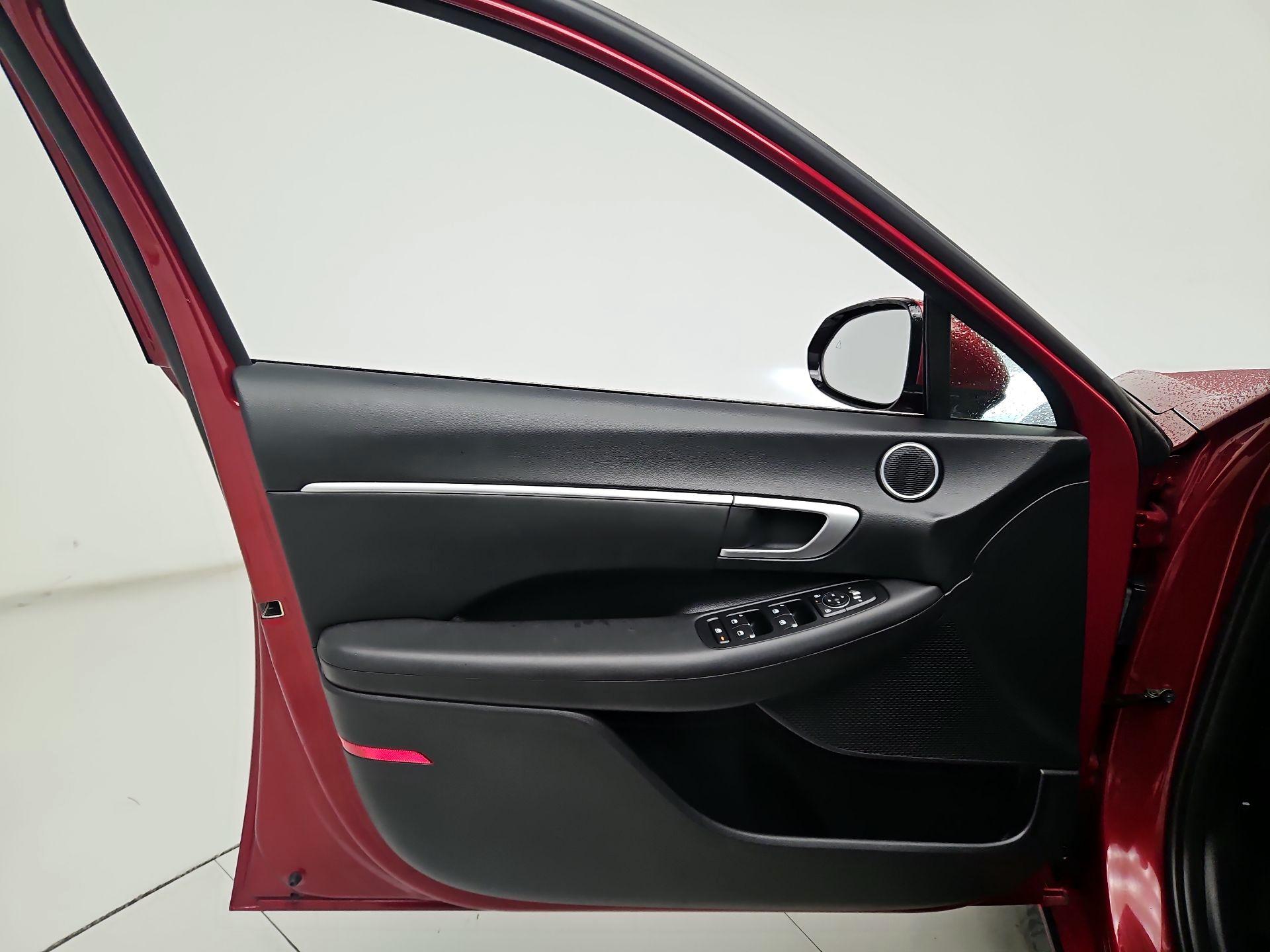 Thumbnail: 2025 Hyundai Sonata - 12
